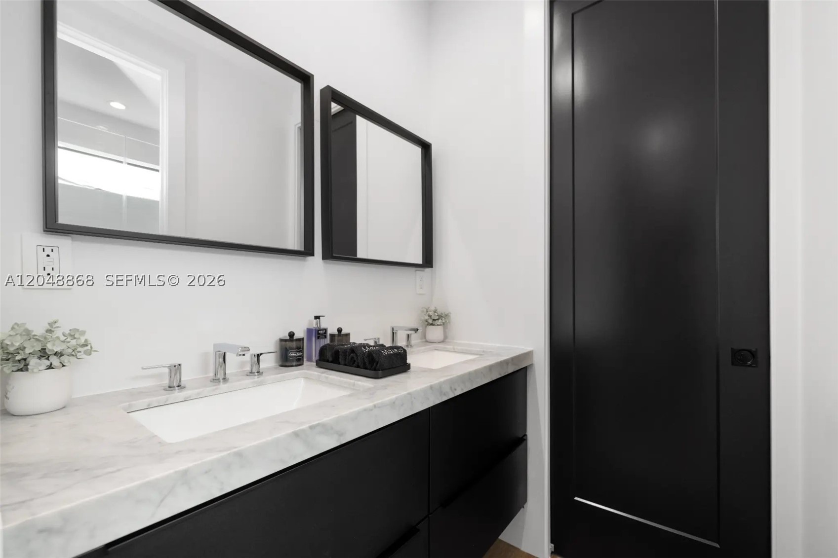80 NW 45th St, Miami FL 33127