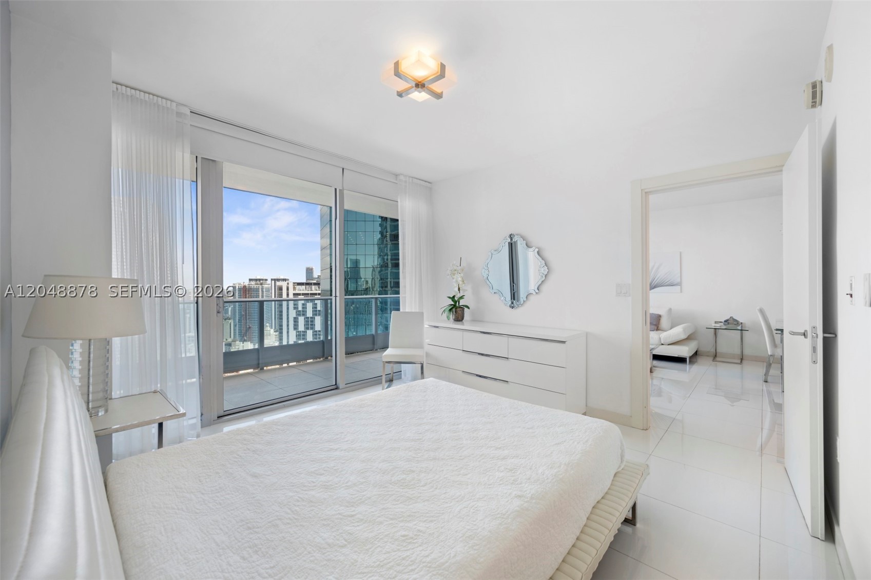 200 Biscayne Boulevard Way #4314, Miami FL 33131