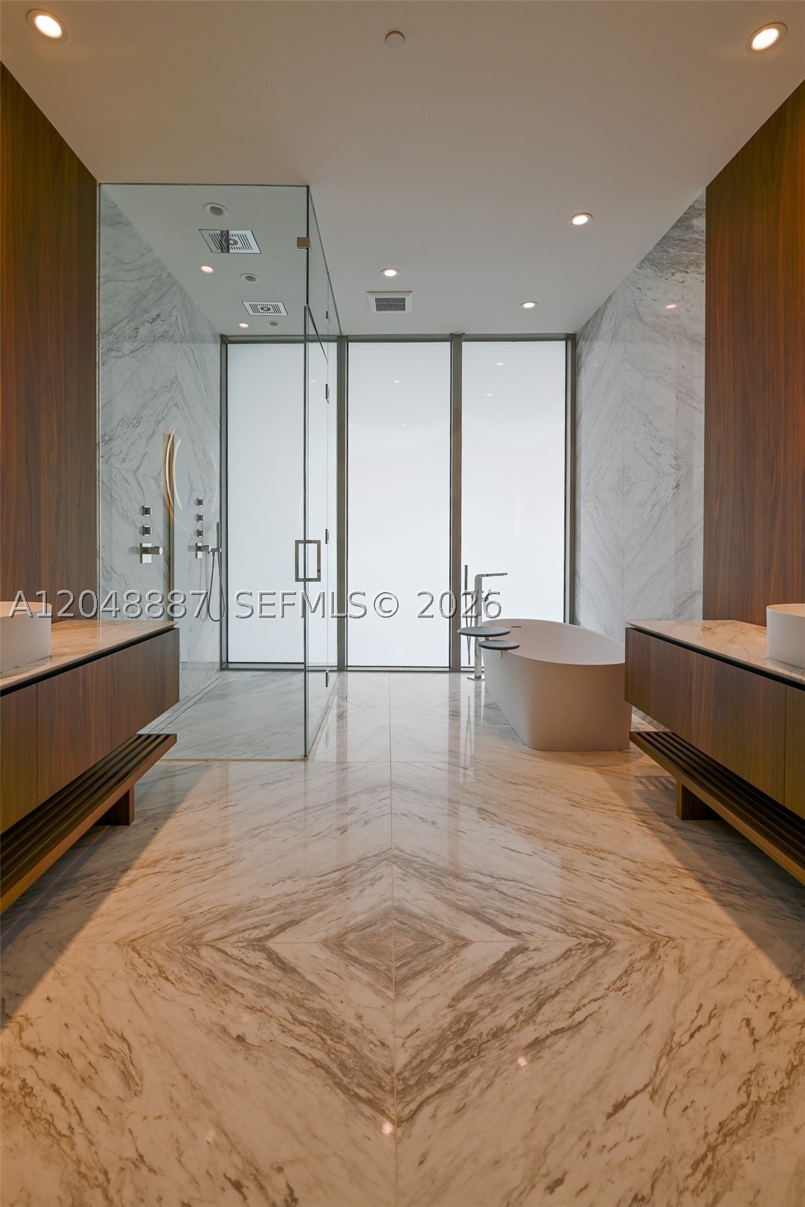 5 Grove Isle Dr #L404, Coconut Grove FL 33133