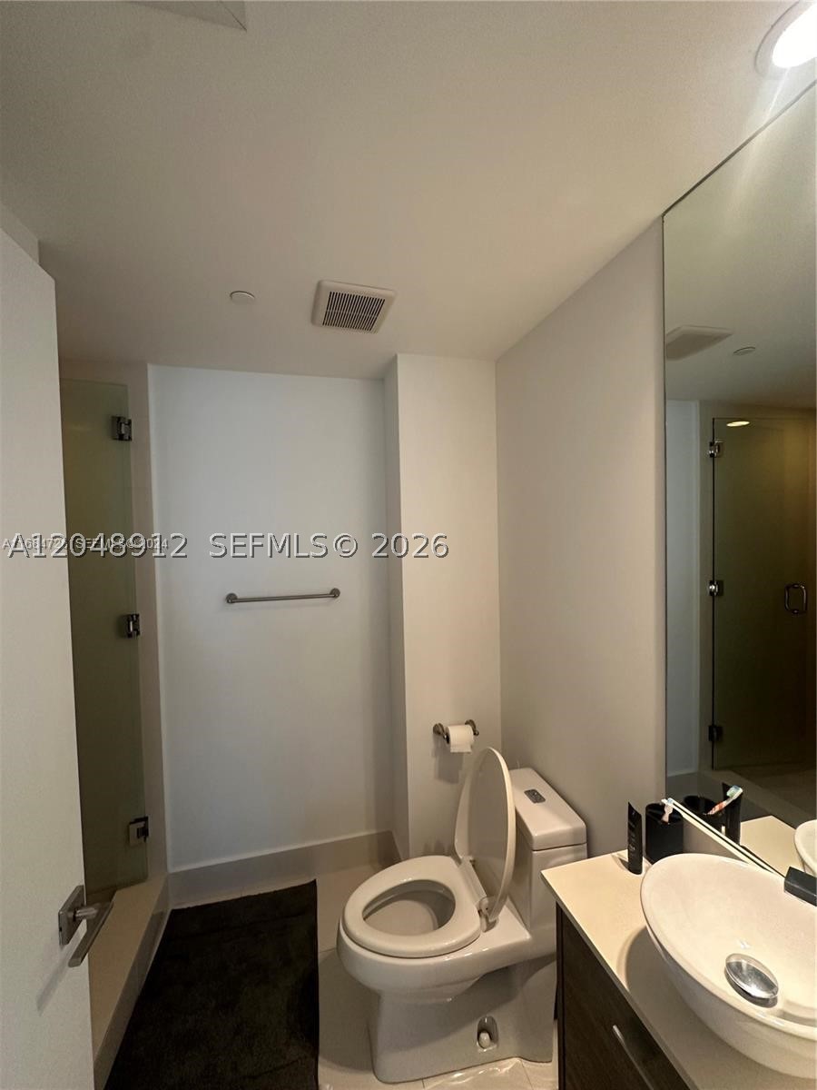 650 NE 32nd St #4205, Miami FL 33137