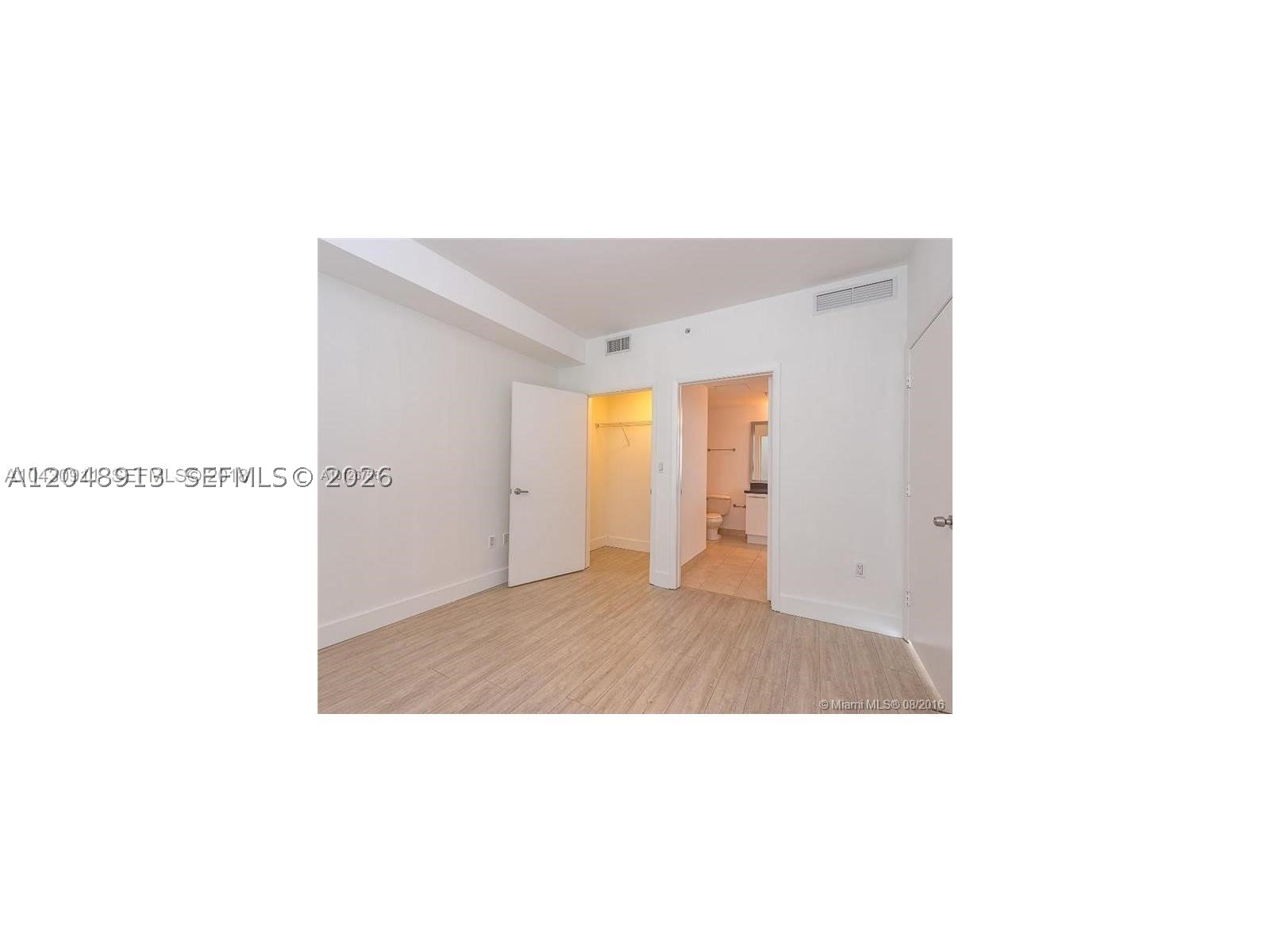 90 SW 3rd St #2609, Miami FL 33130