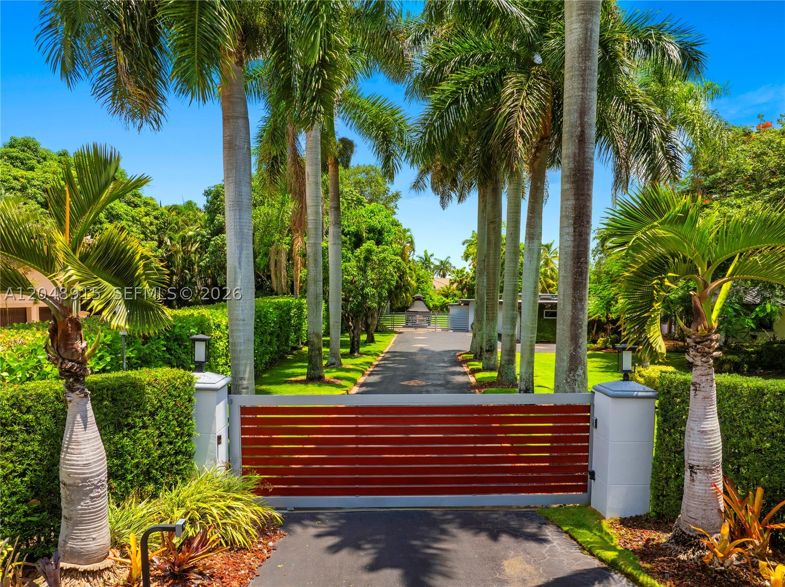 8735 SW 122nd St, Miami FL 33176