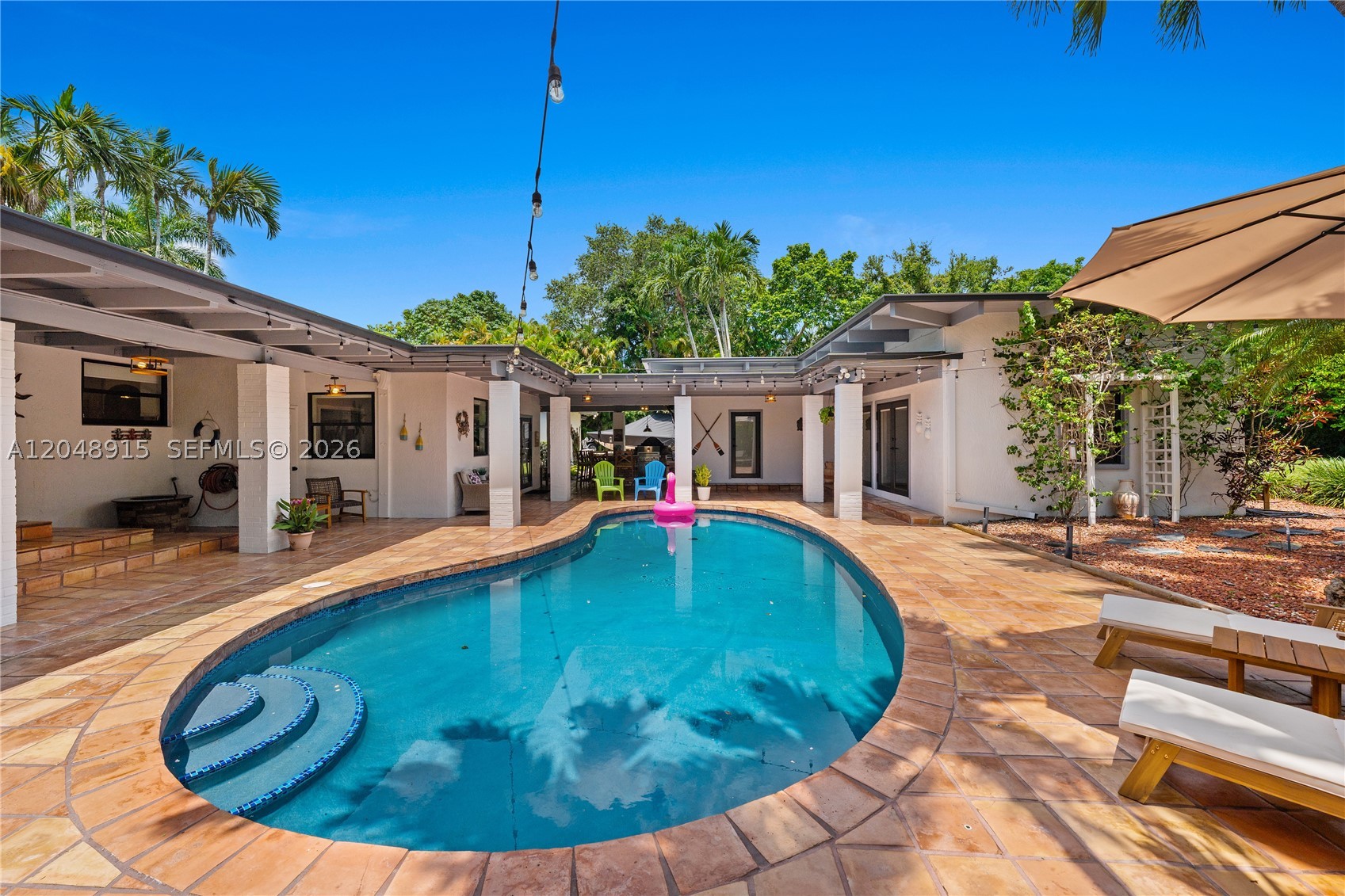 8735 SW 122nd St, Miami FL 33176