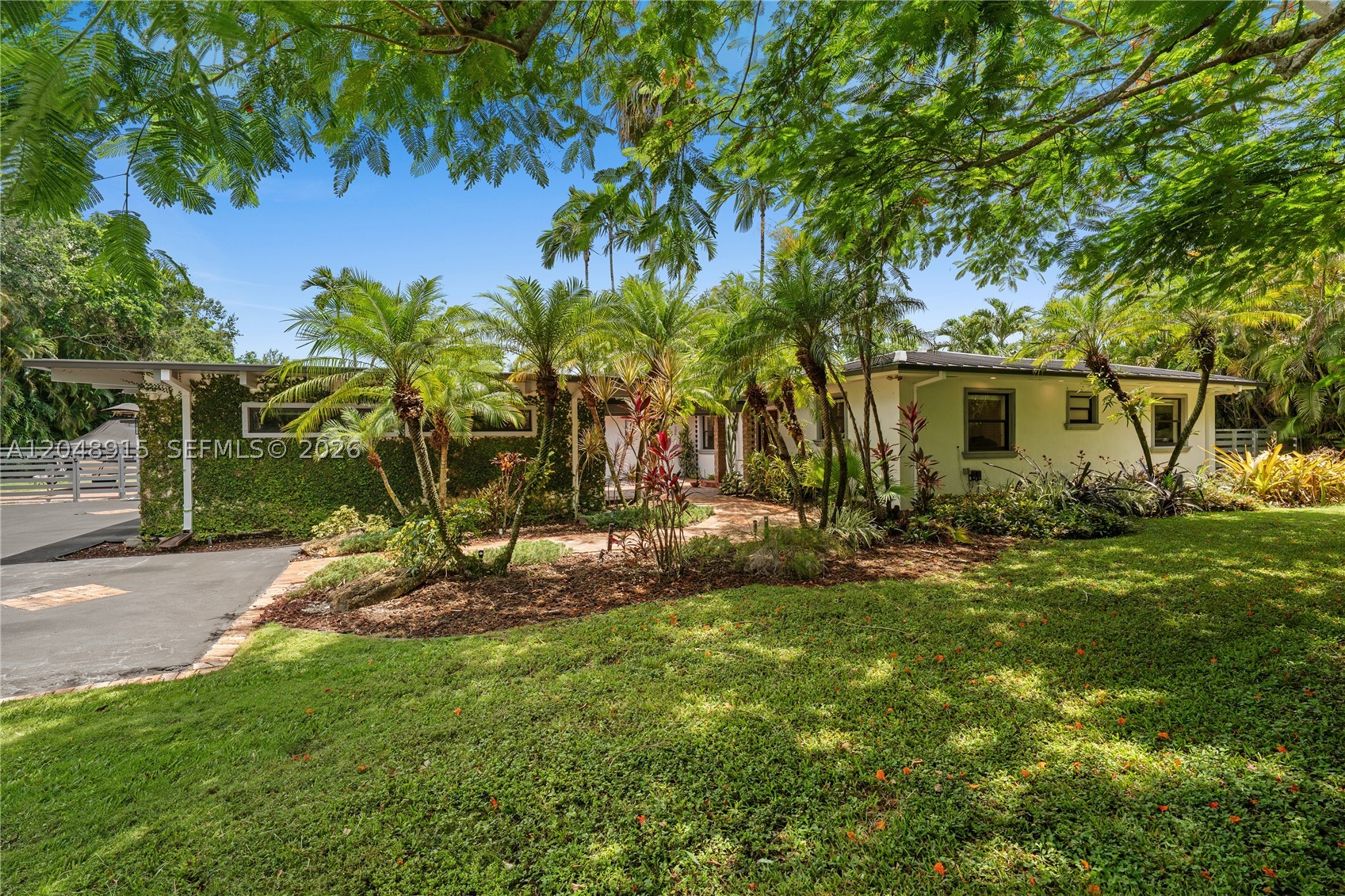 8735 SW 122nd St, Miami FL 33176