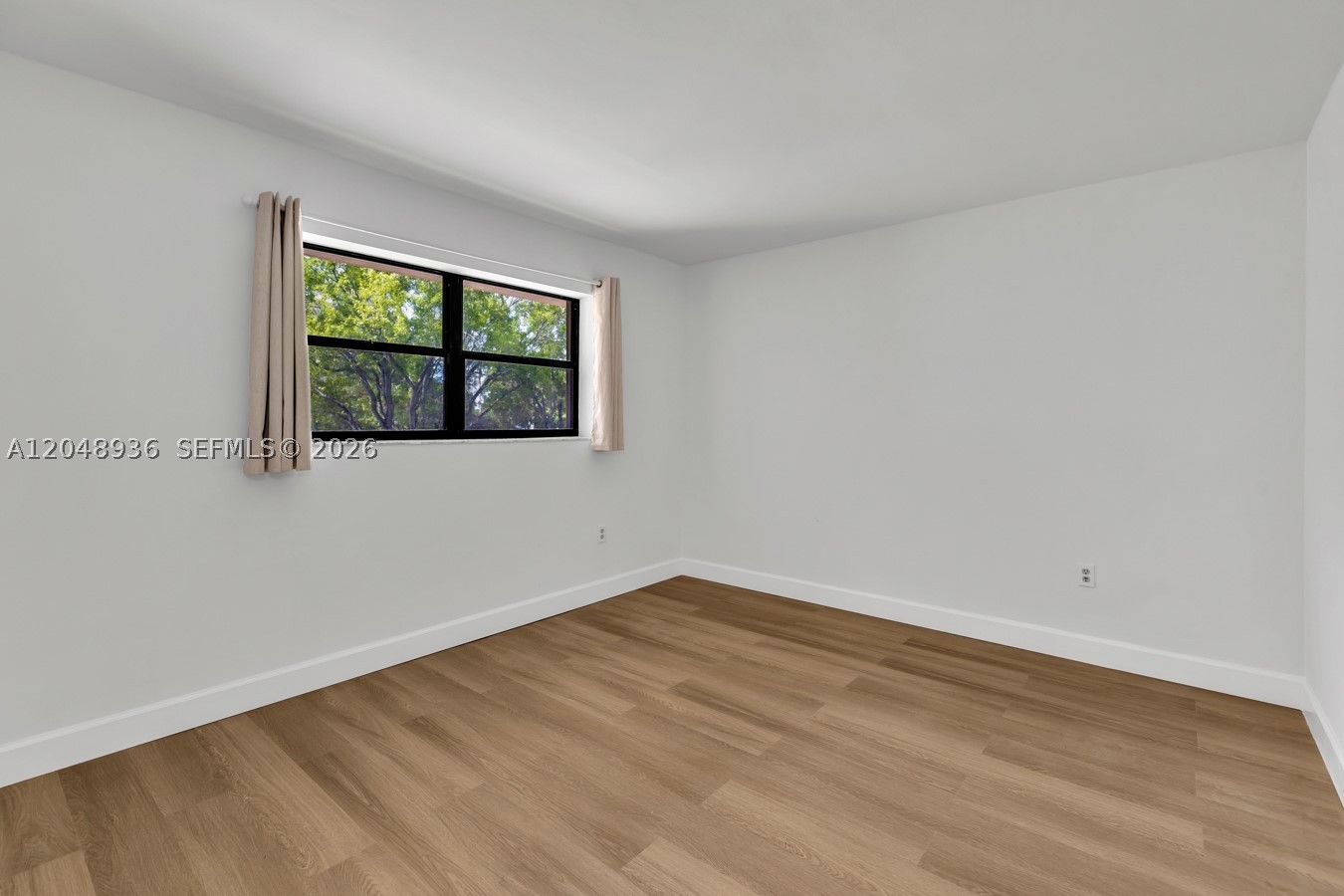 200 Golden Isles Dr #203, Hallandale Beach FL 33009