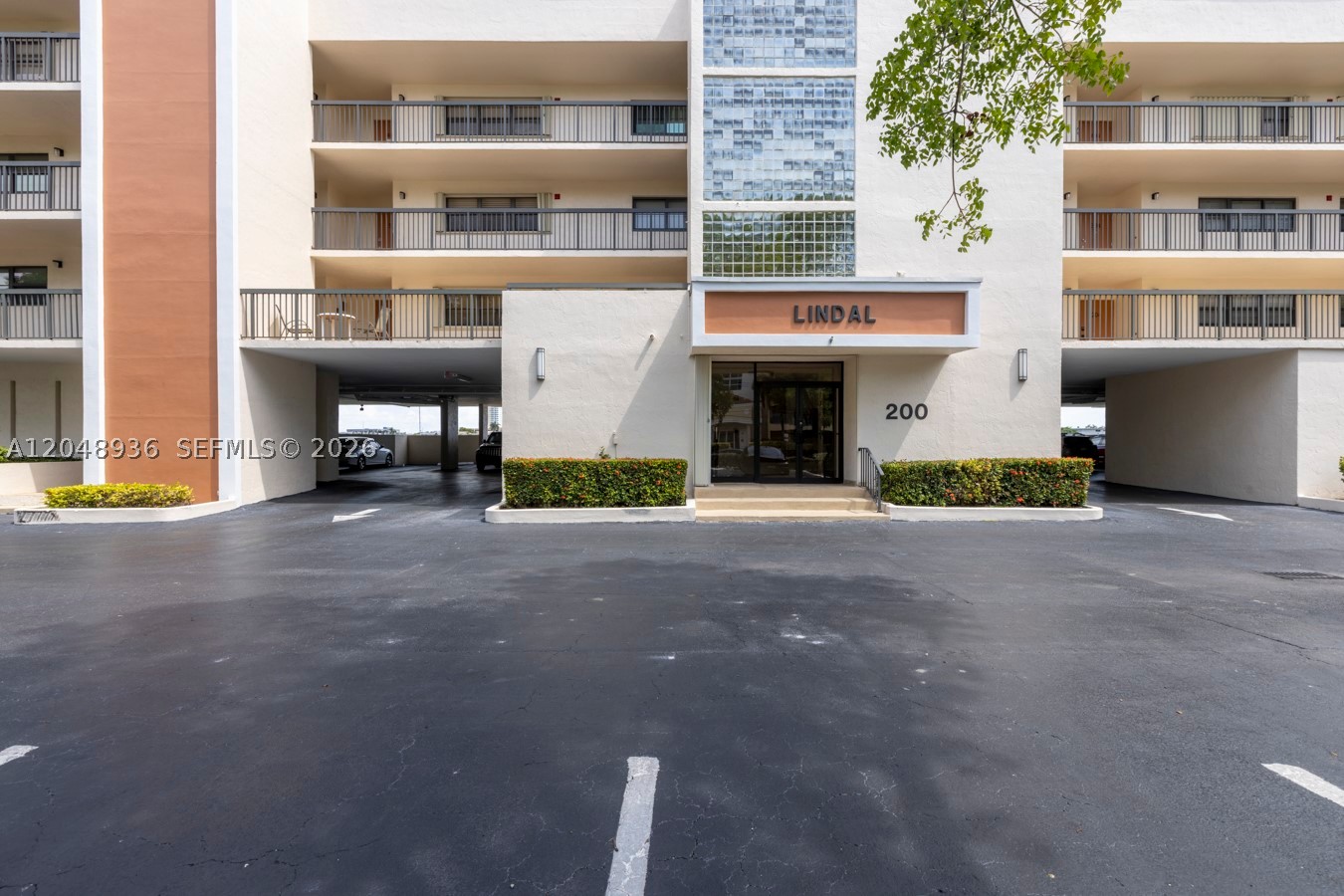 200 Golden Isles Dr #203, Hallandale Beach FL 33009