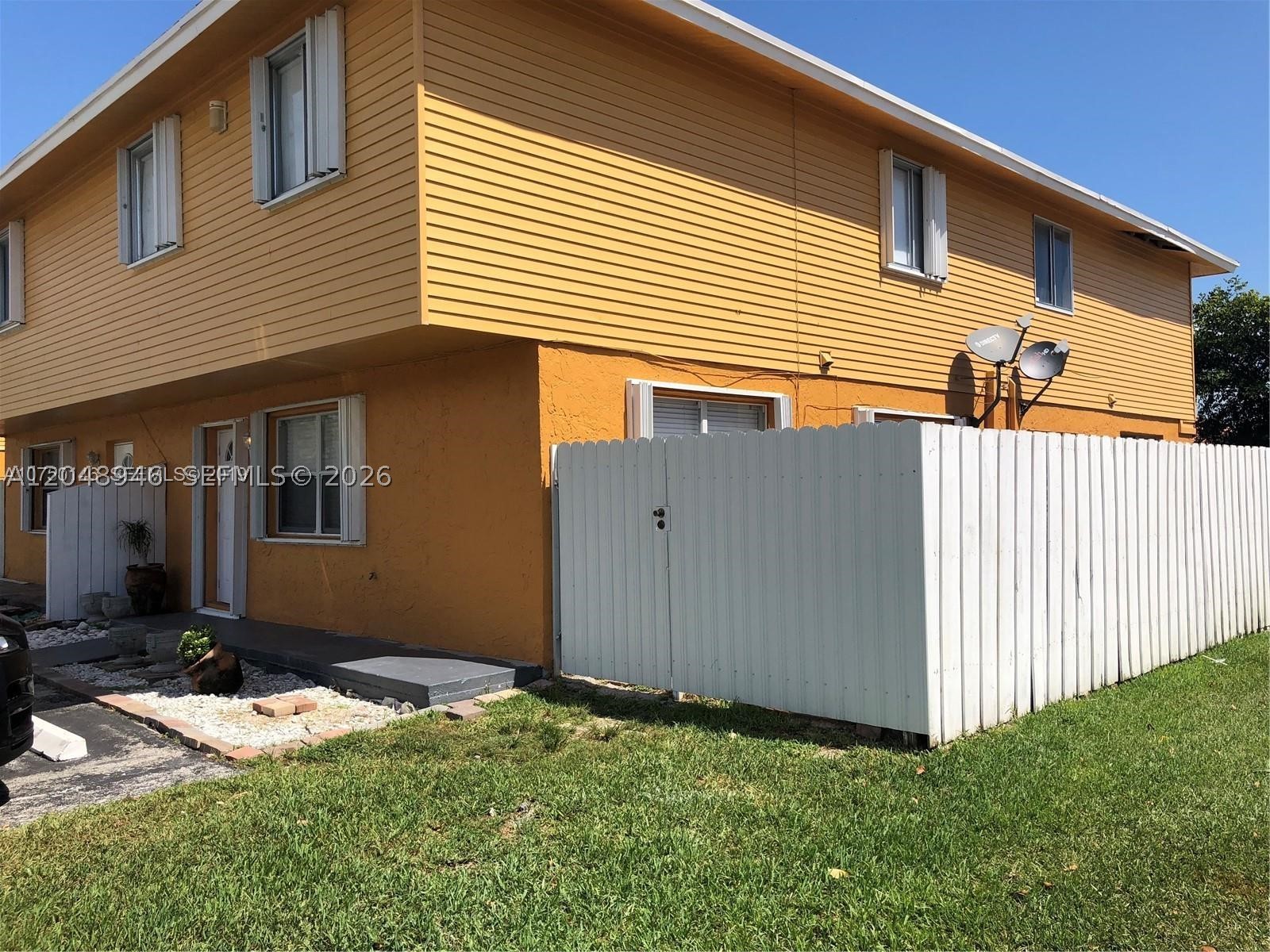 43 NE 12th Ave #43, Homestead FL 33030