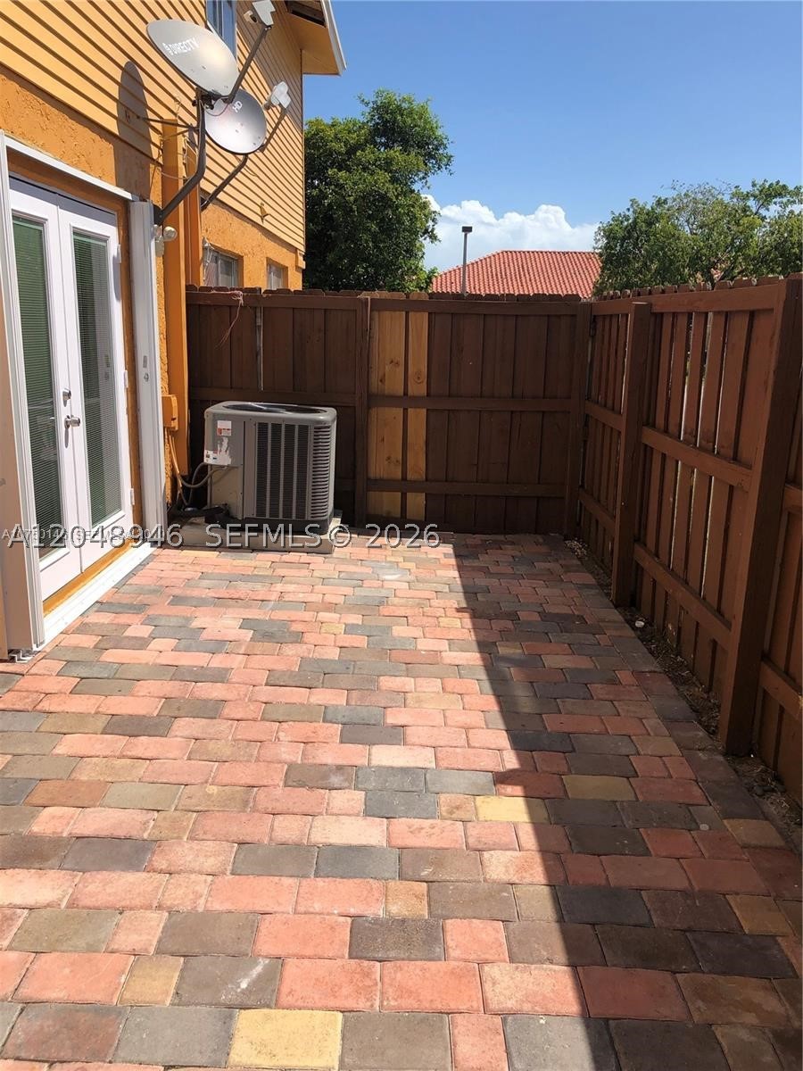 43 NE 12th Ave #43, Homestead FL 33030
