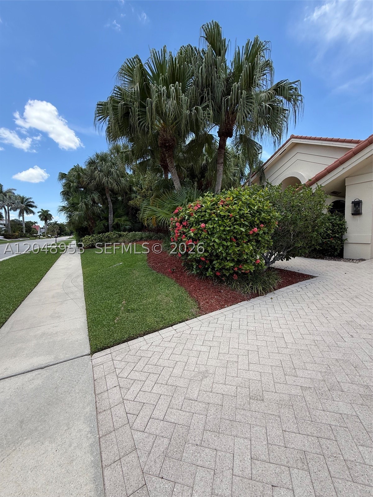 7125 Montrico Dr, Boca Raton FL 33433