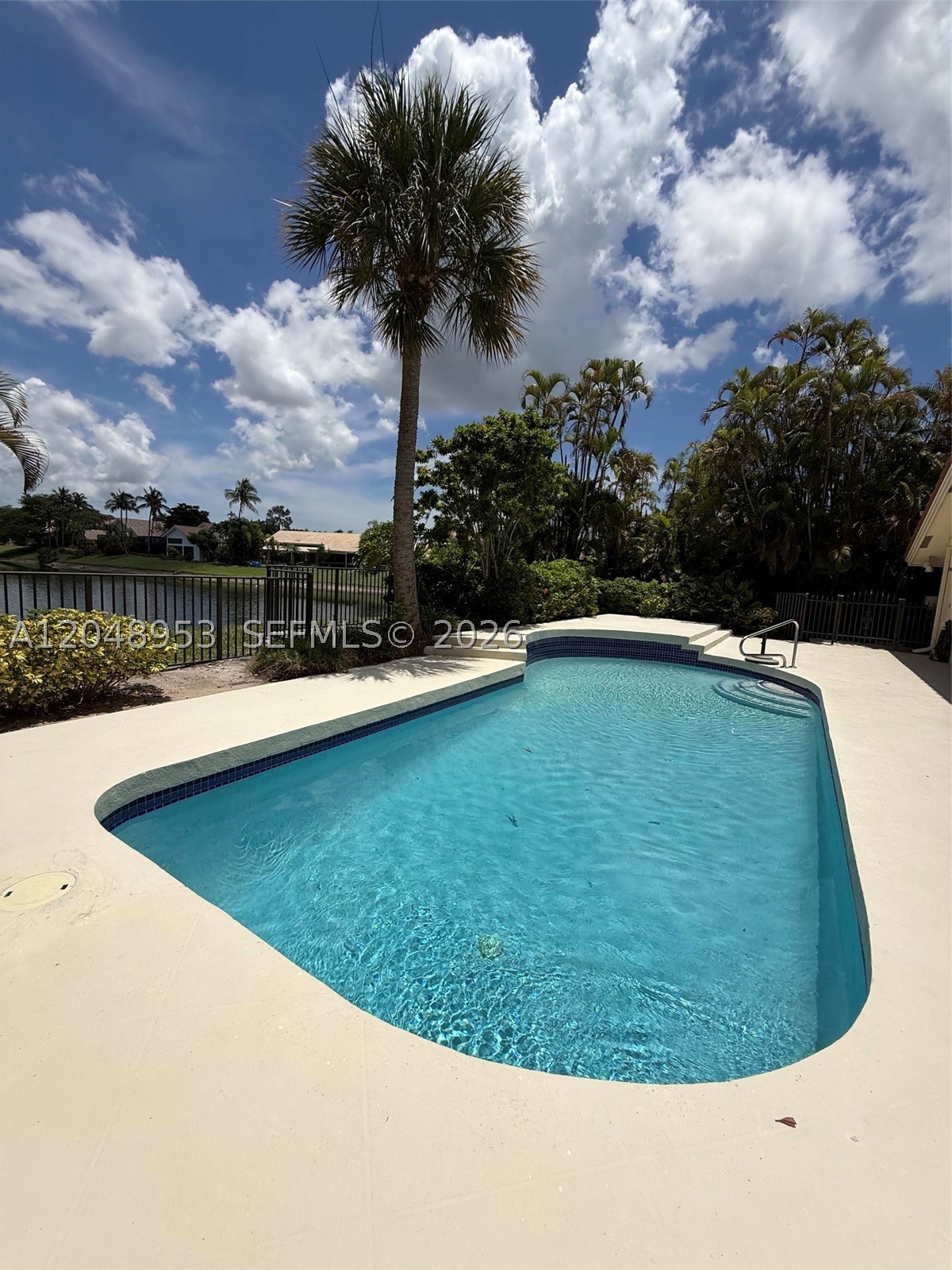 7125 Montrico Dr, Boca Raton FL 33433