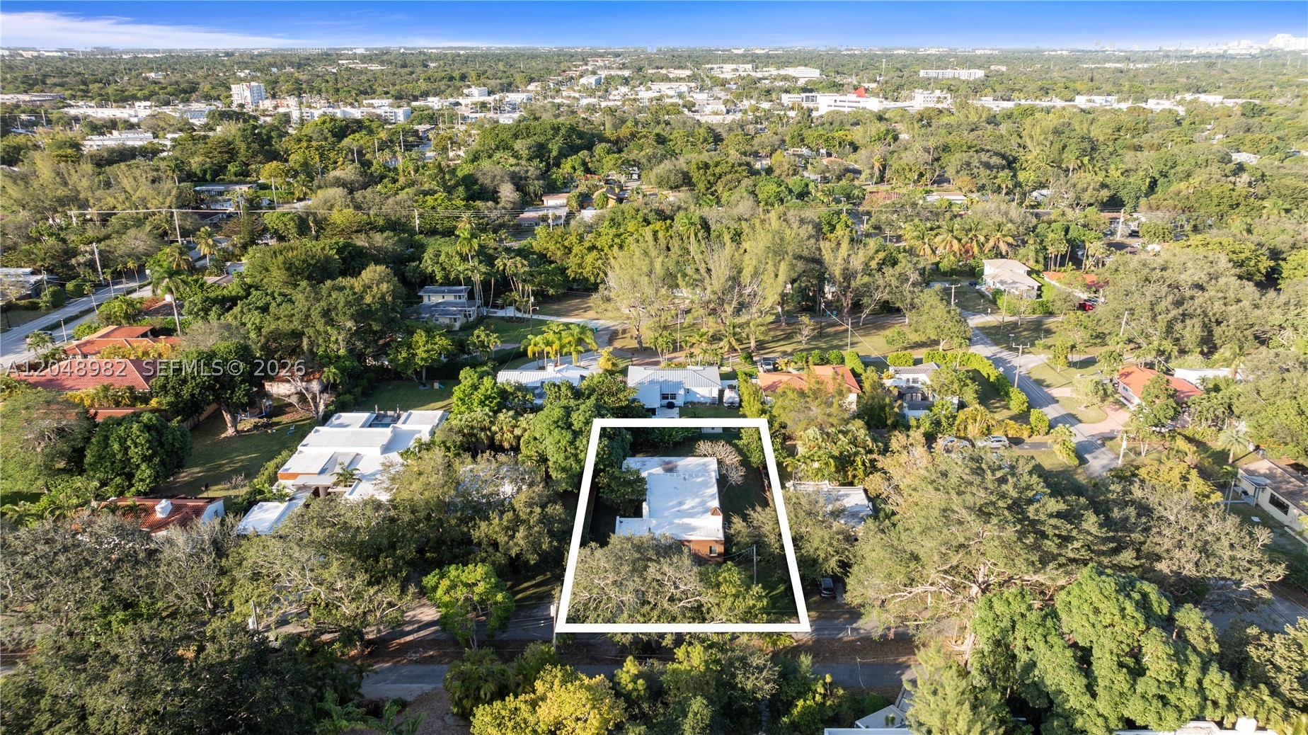 665 NE 117th St, Biscayne Park FL 33161
