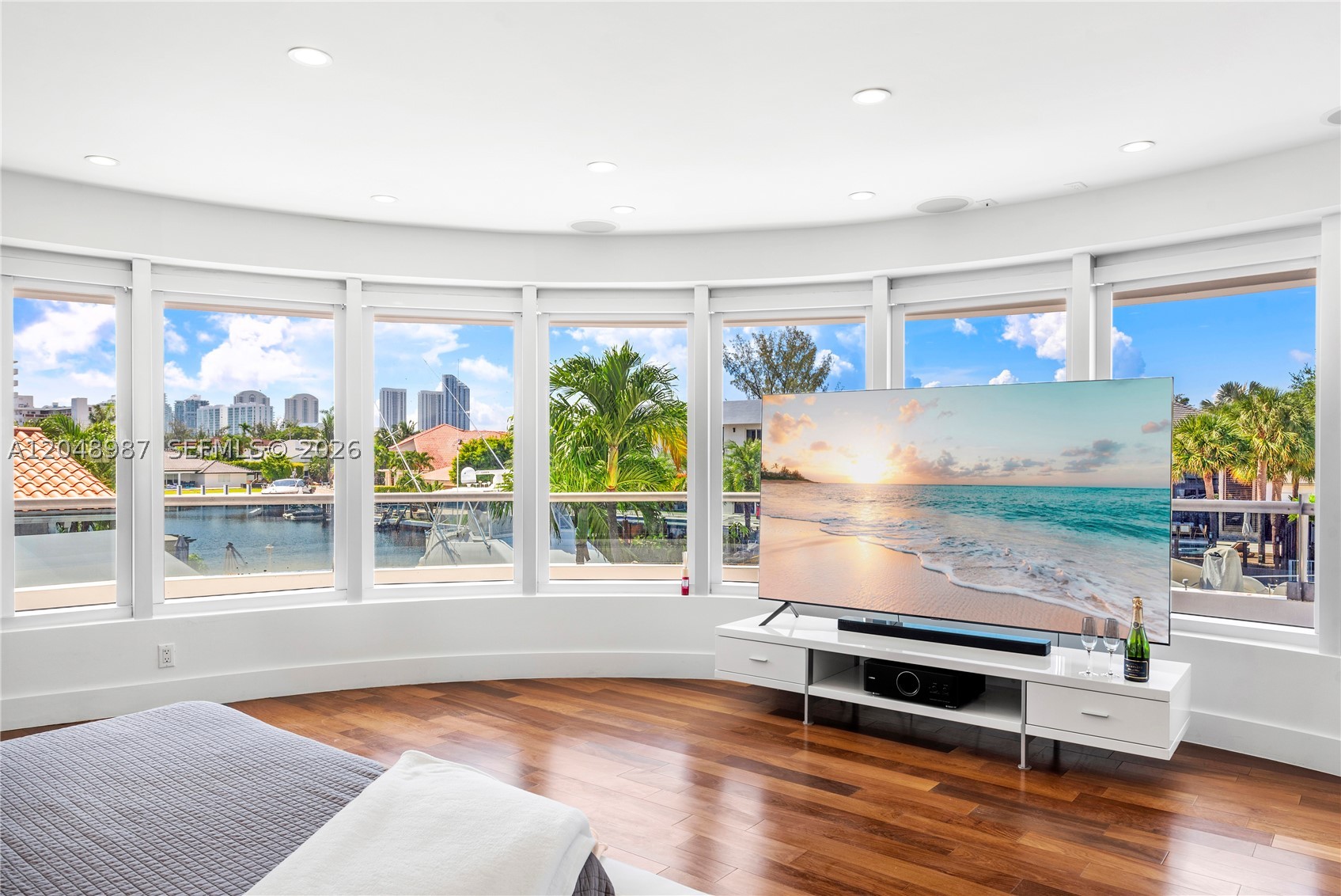 3344 NE 167th St, North Miami Beach FL 33160