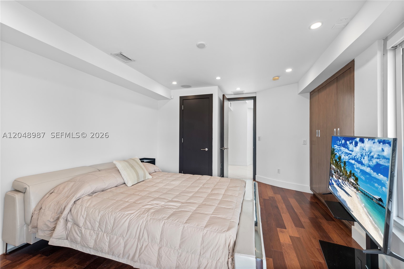 3344 NE 167th St, North Miami Beach FL 33160