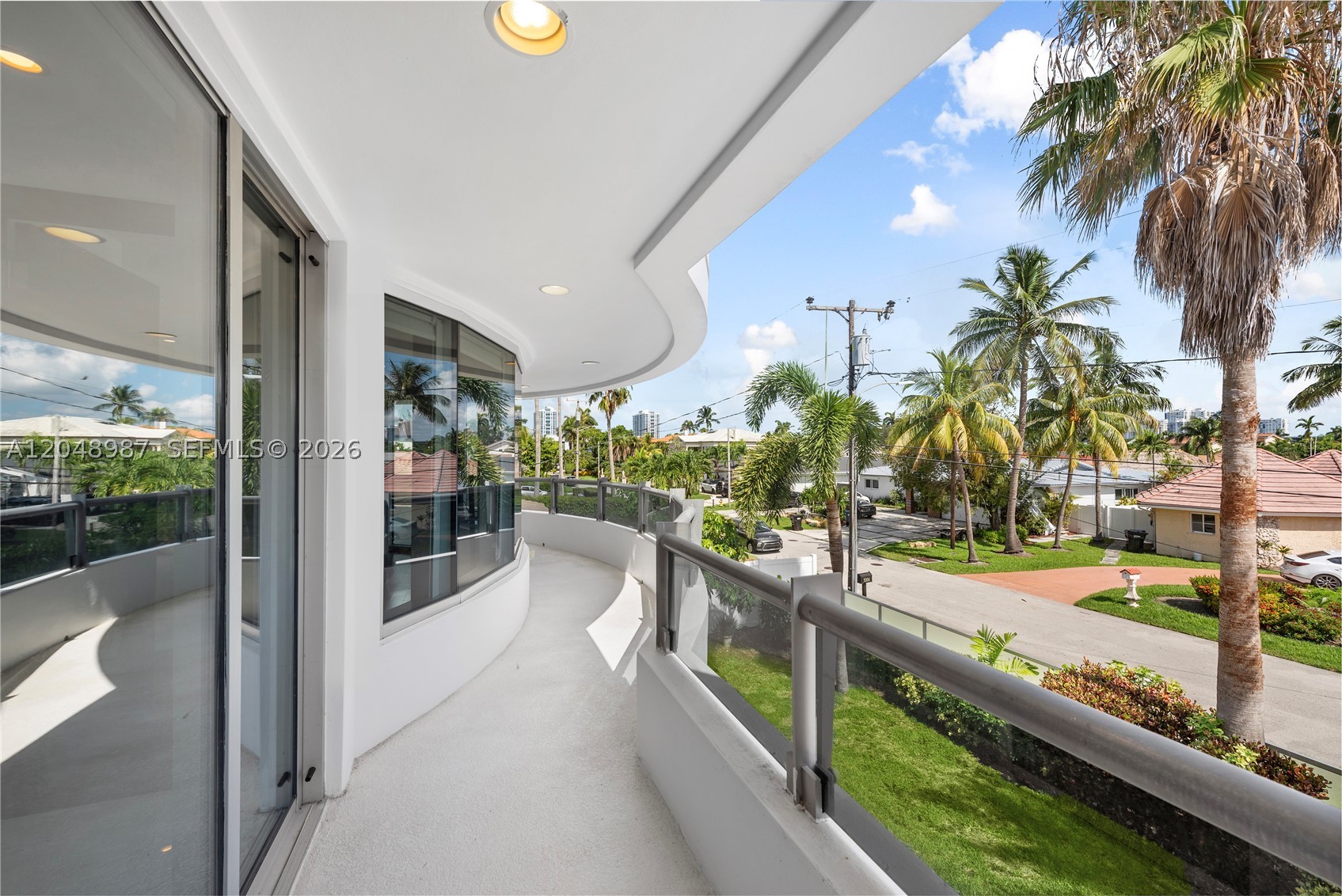 3344 NE 167th St, North Miami Beach FL 33160