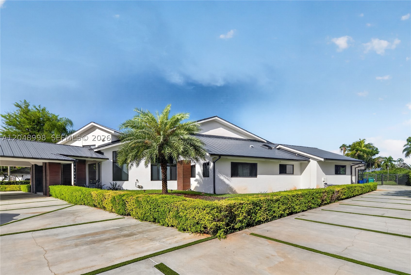 10506 SW 89 Place, Miami FL 33176