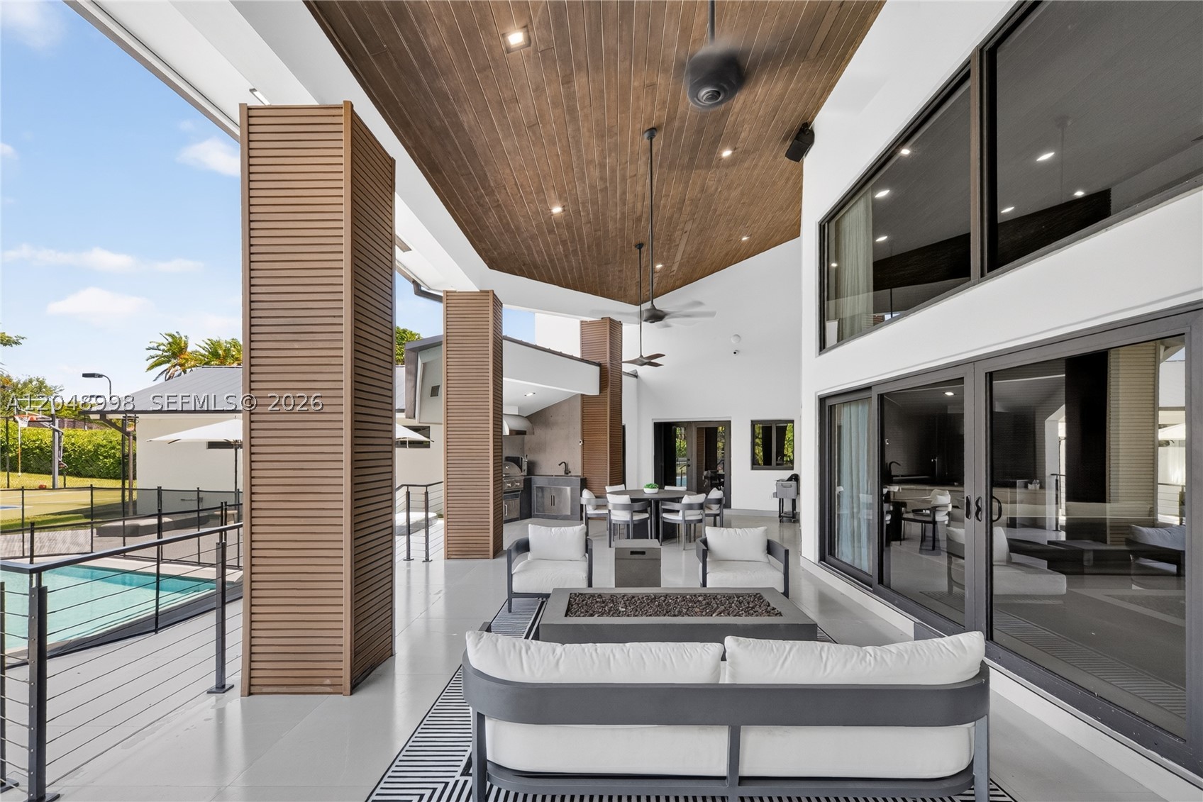 10506 SW 89 Place, Miami FL 33176
