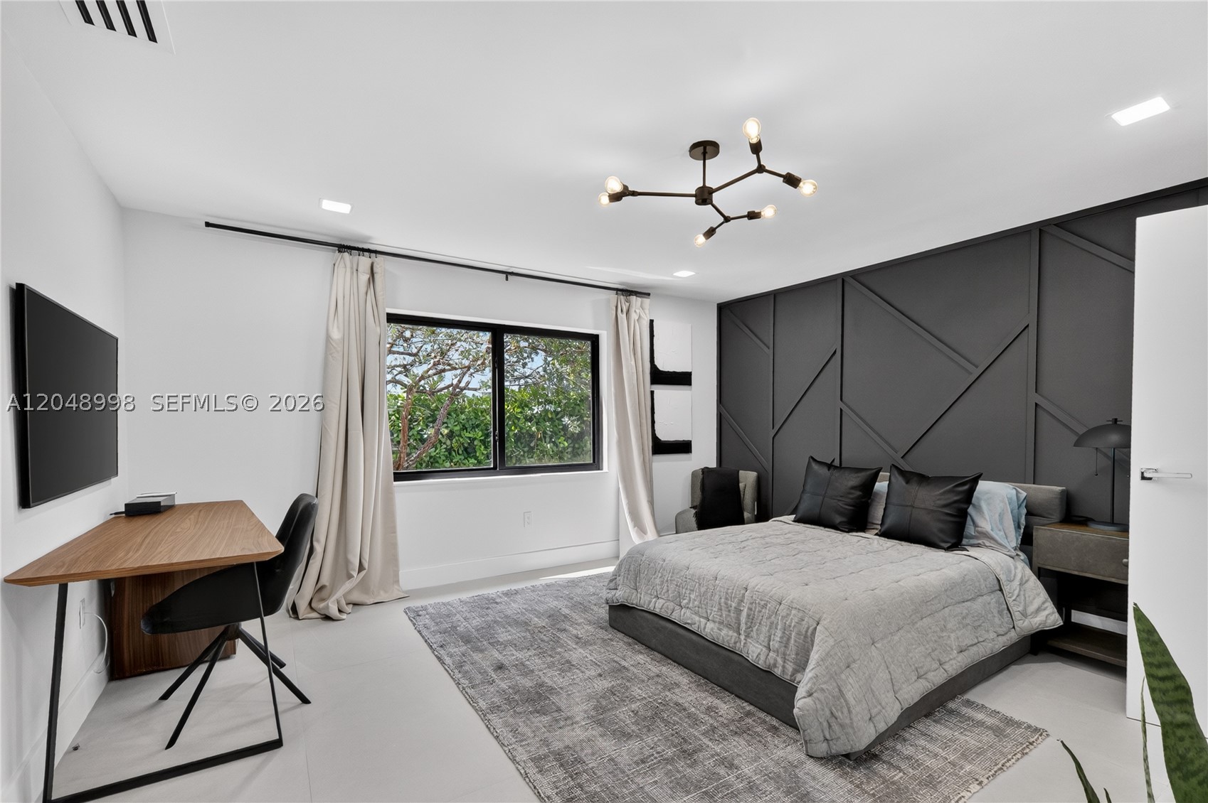 10506 SW 89 Place, Miami FL 33176