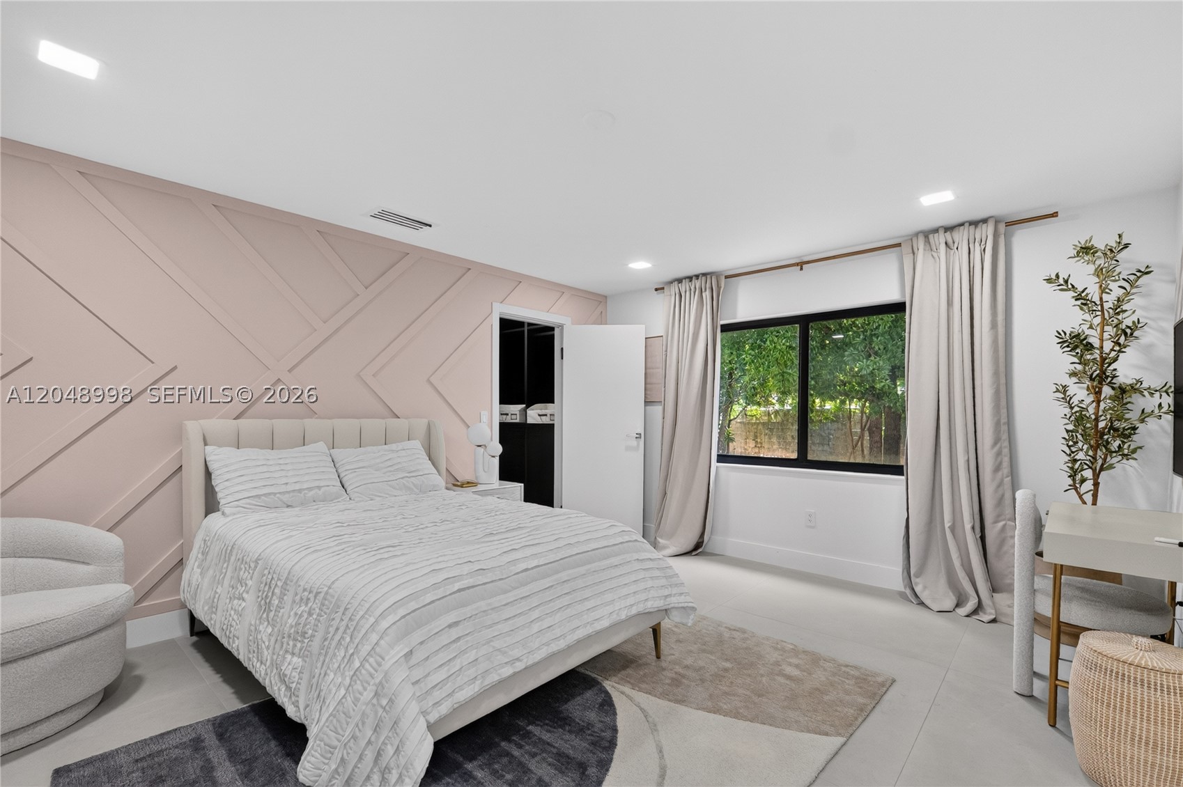 10506 SW 89 Place, Miami FL 33176