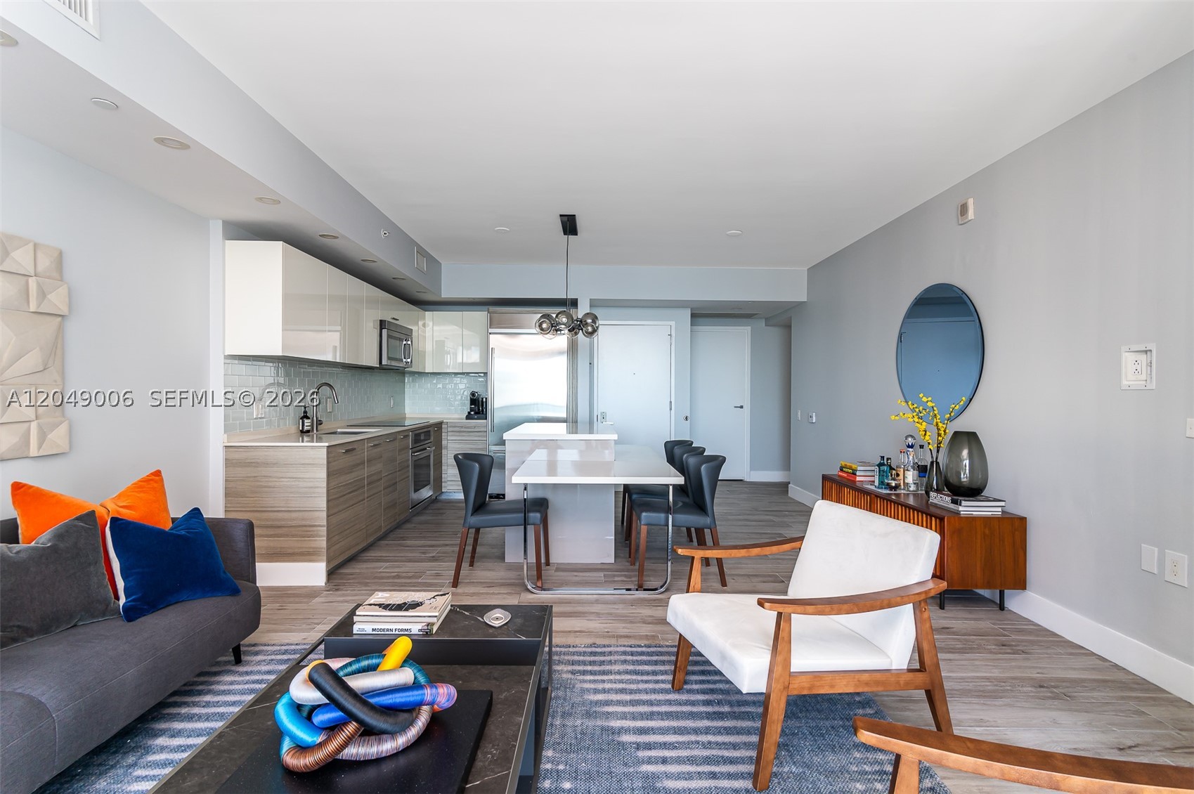 1300 Brickell Bay Dr #2509, Miami FL 33131