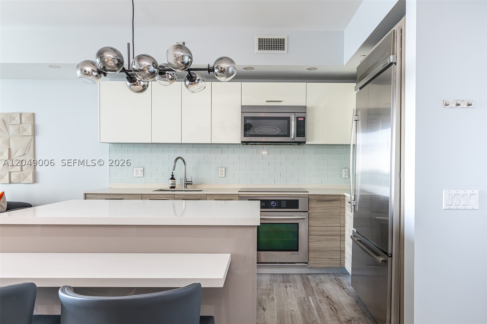 1300 Brickell Bay Dr #2509, Miami FL 33131