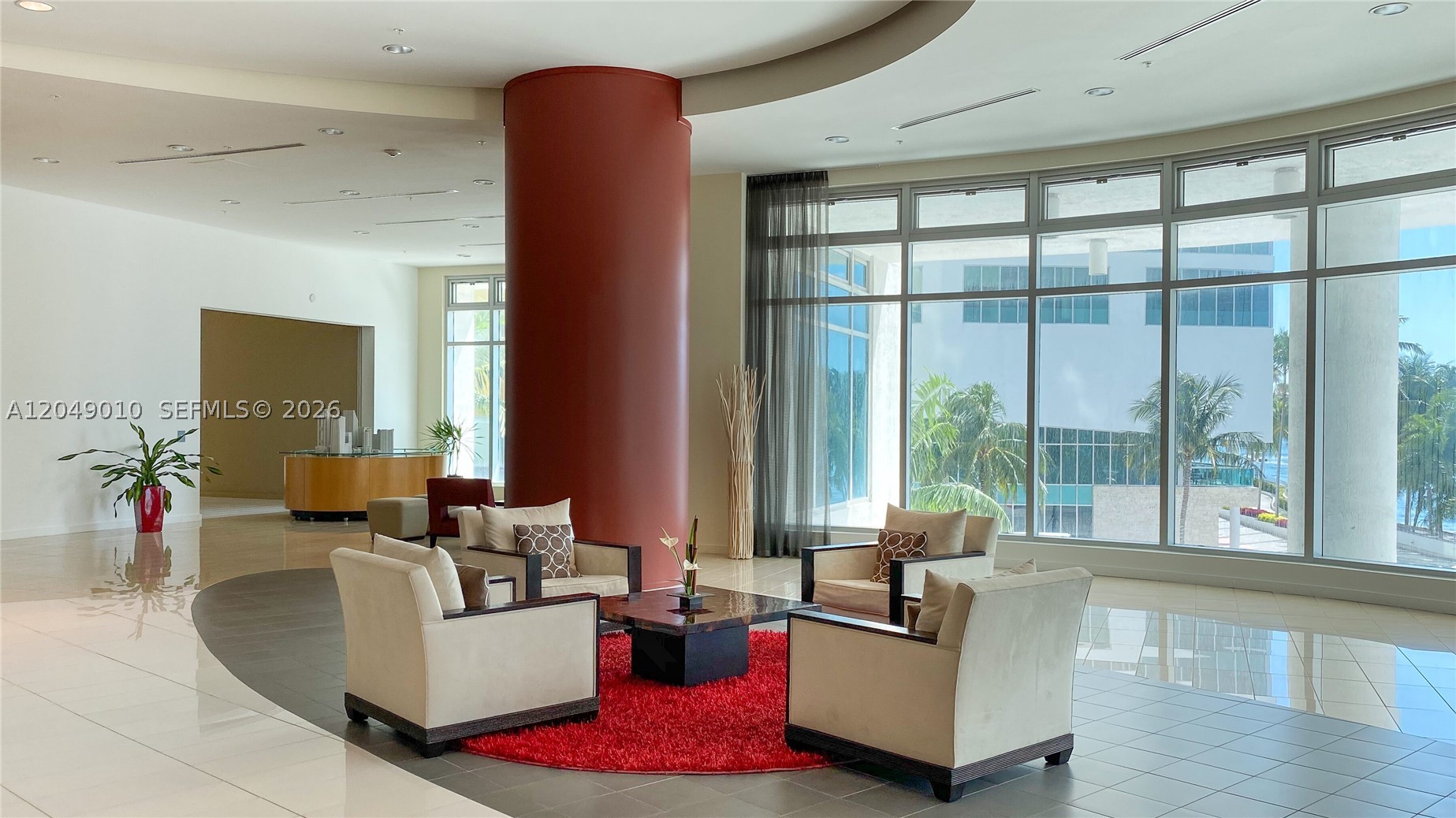 300 S Biscayne Blvd #T-2814, Miami FL 33131