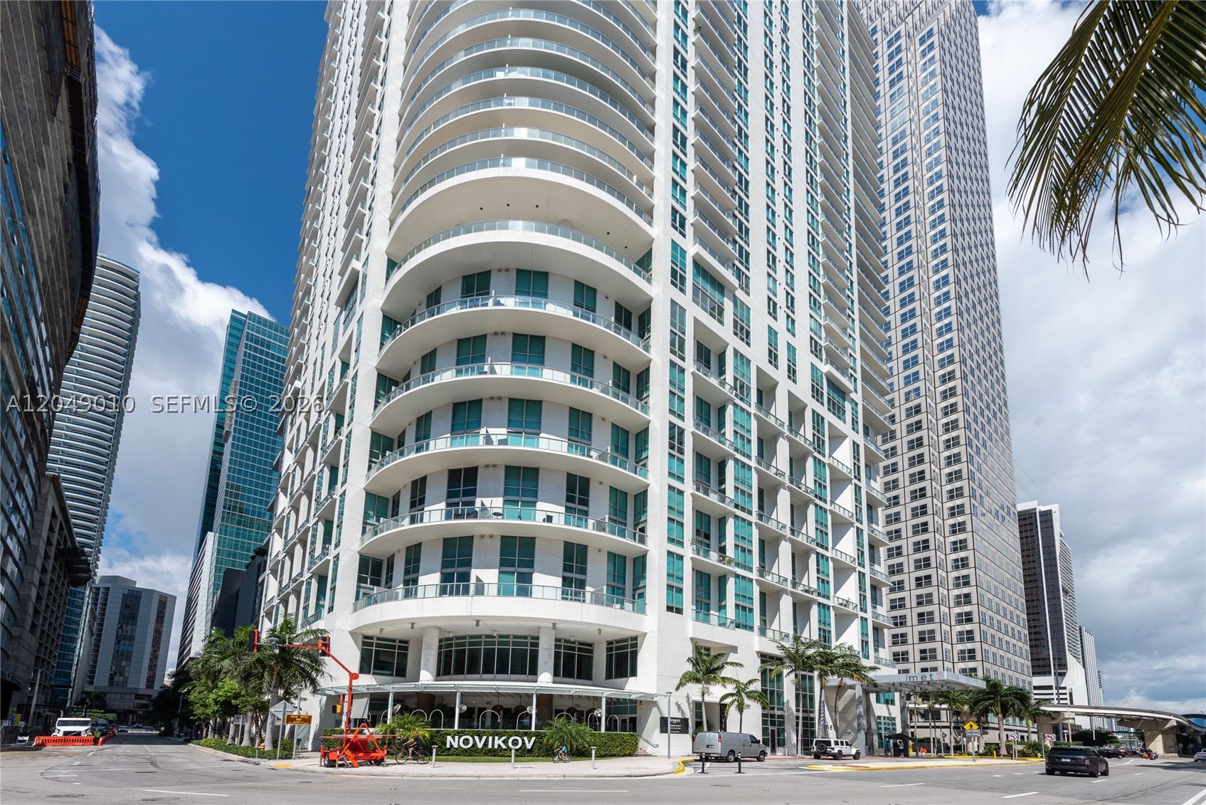 300 S Biscayne Blvd #T-2814, Miami FL 33131