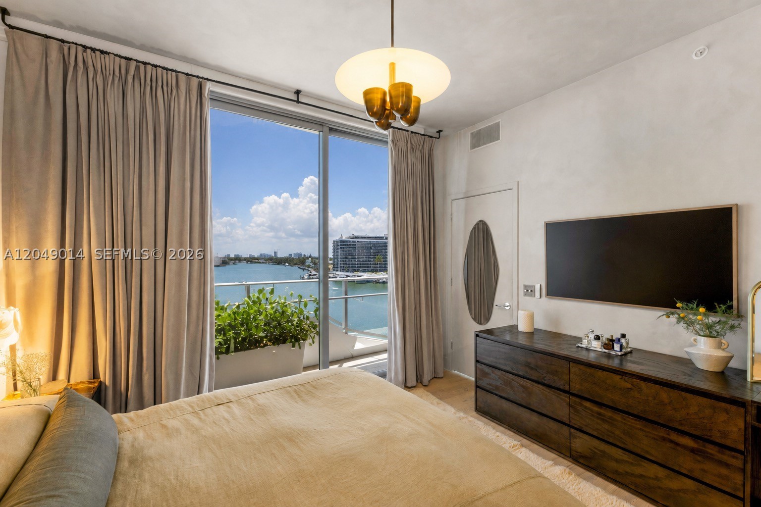 6800 Indian Creek Dr #4D, Miami Beach FL 33141