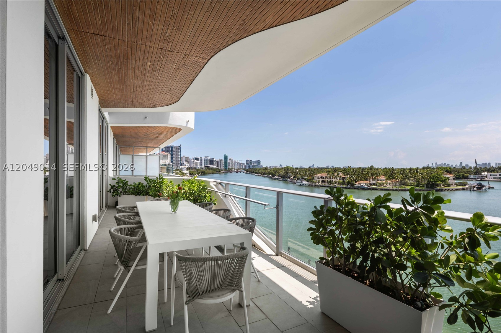 6800 Indian Creek Dr #4D, Miami Beach FL 33141