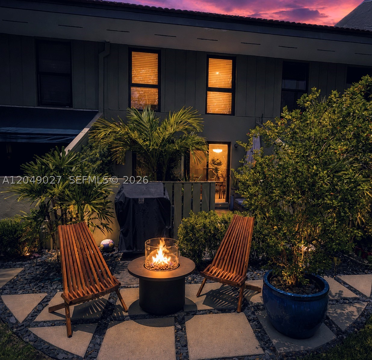 6047 Bayview Dr, Fort Lauderdale FL 33308