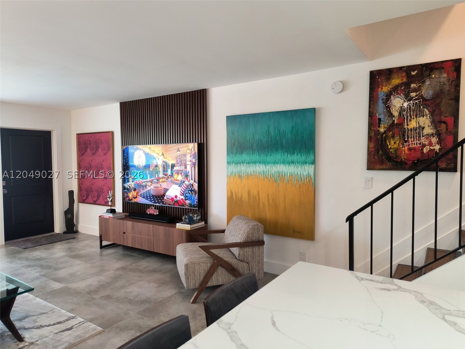 6047 Bayview Dr, Fort Lauderdale FL 33308