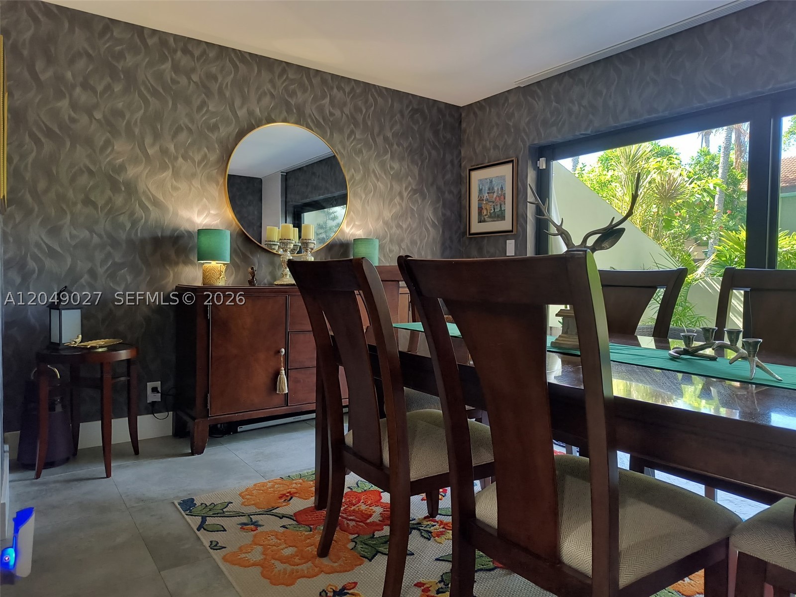 6047 Bayview Dr, Fort Lauderdale FL 33308