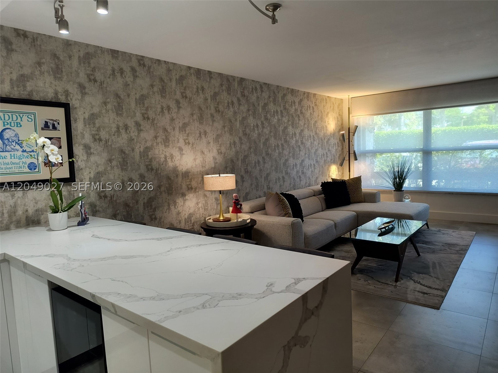 6047 Bayview Dr, Fort Lauderdale FL 33308