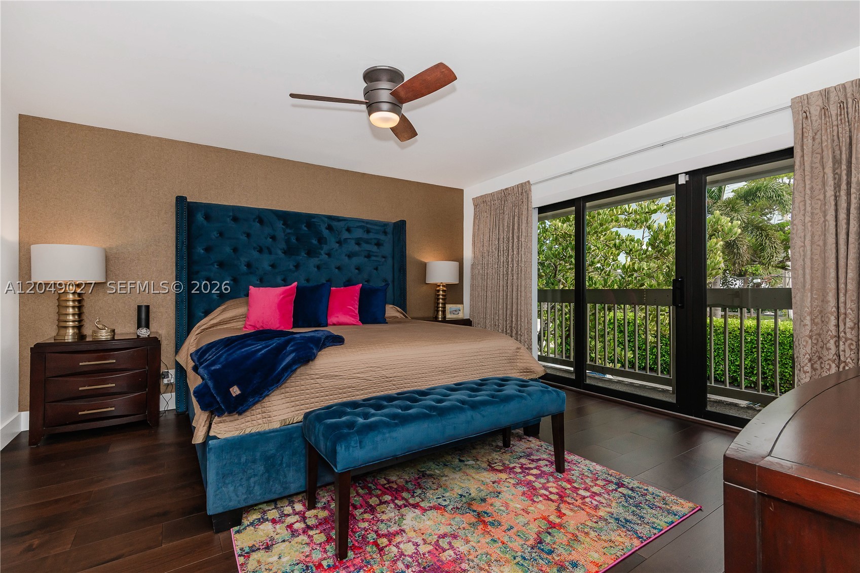 6047 Bayview Dr, Fort Lauderdale FL 33308
