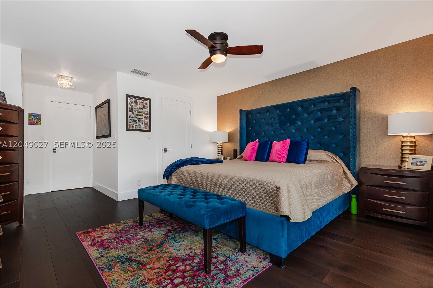 6047 Bayview Dr, Fort Lauderdale FL 33308