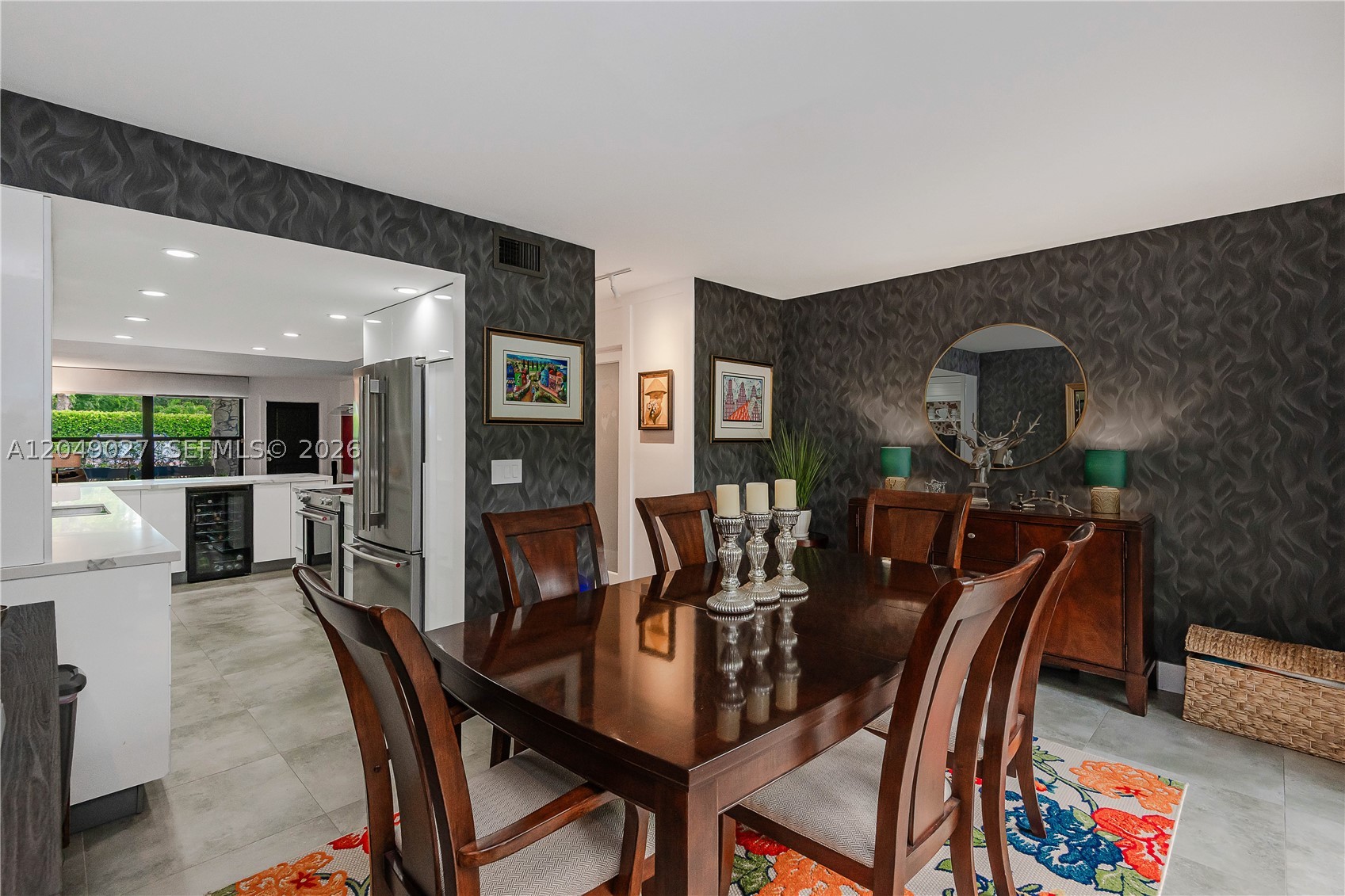 6047 Bayview Dr, Fort Lauderdale FL 33308