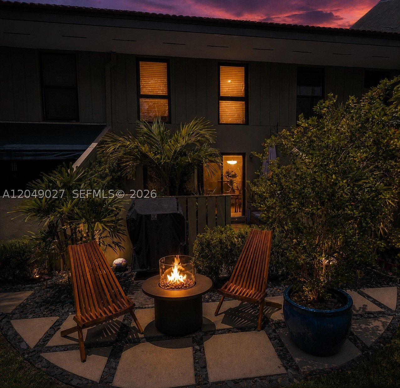 6047 Bayview Dr, Fort Lauderdale FL 33308