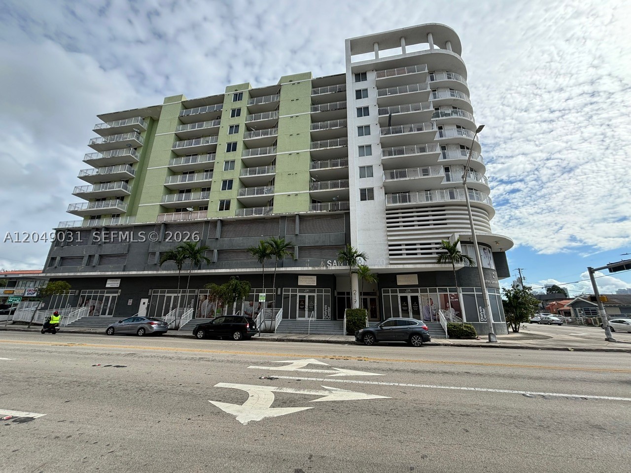 219 NW 12th Ave #911, Miami FL 33128