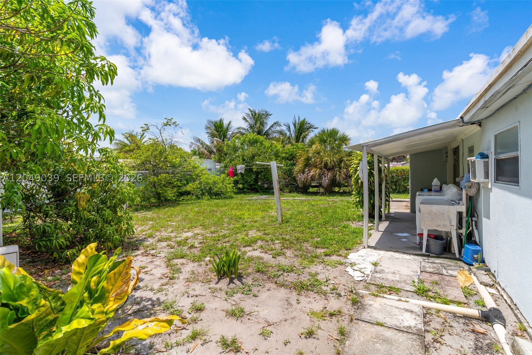 20630 NW 37th Ct, Miami Gardens FL 33055