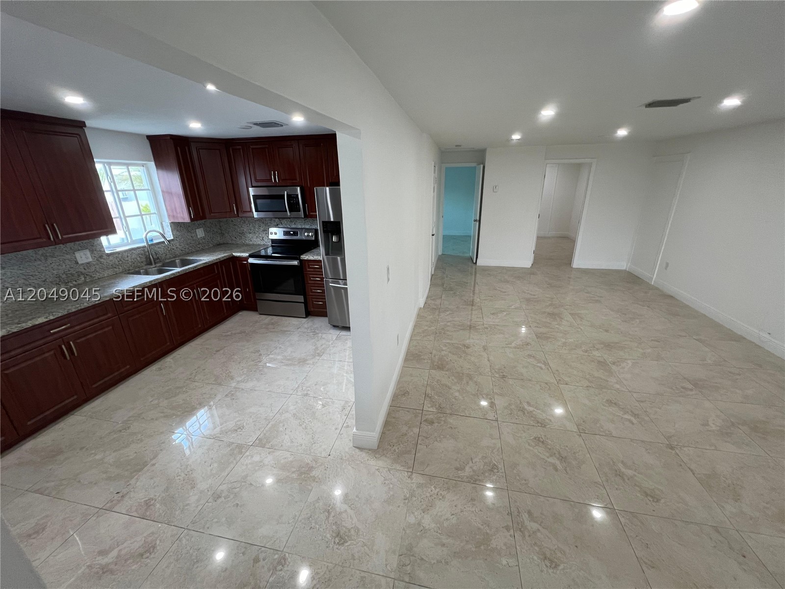 4365 W 1st Ave #1, Hialeah FL 33012