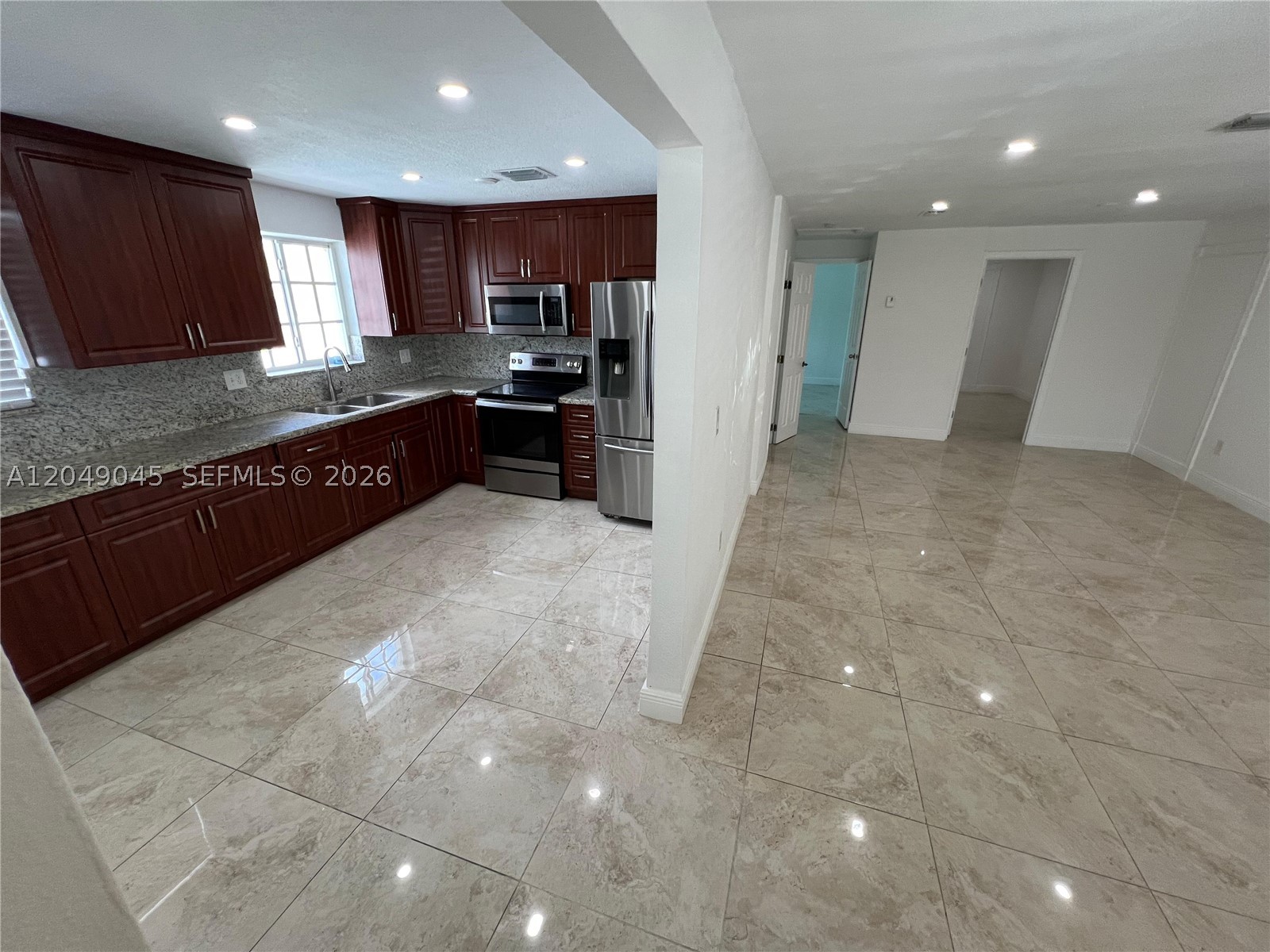 4365 W 1st Ave #1, Hialeah FL 33012