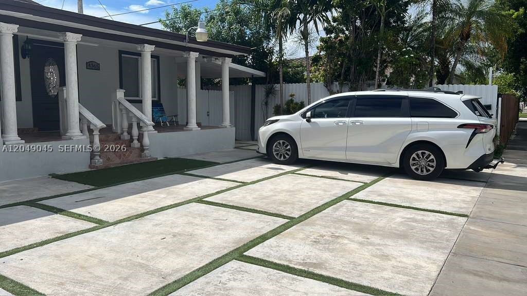 4365 W 1st Ave #1, Hialeah FL 33012