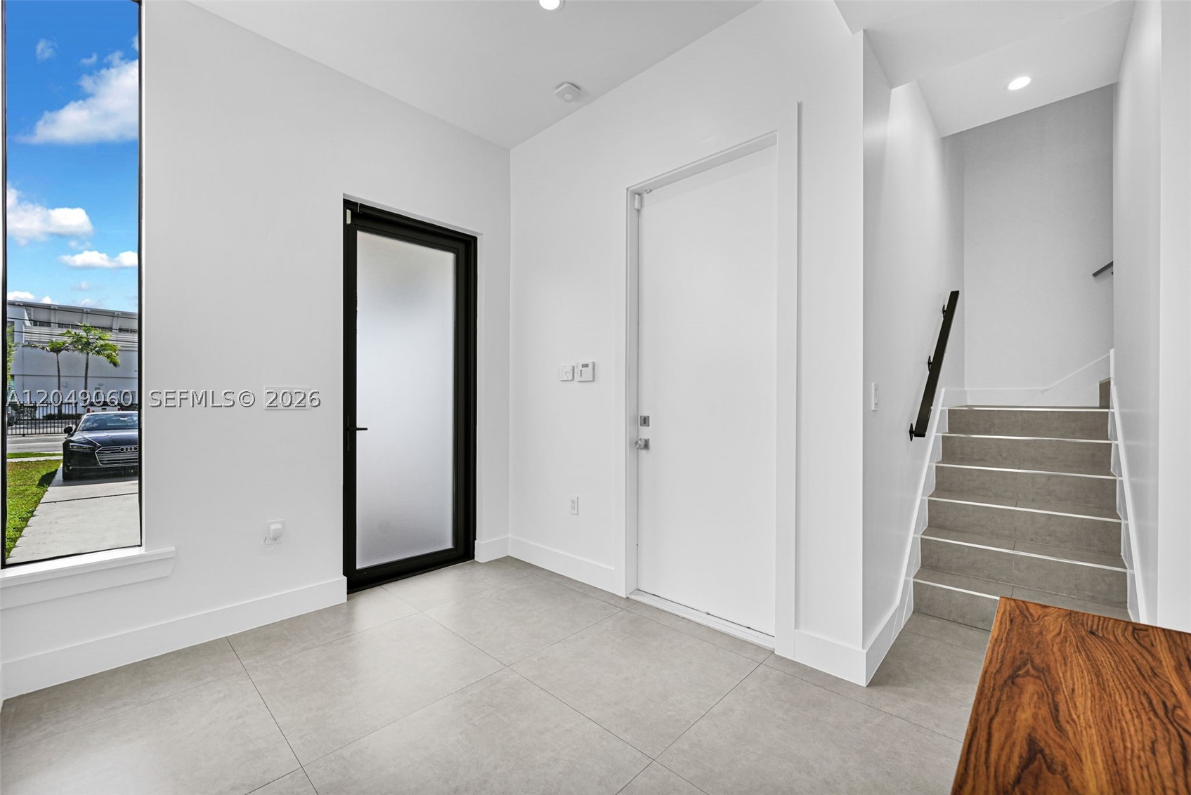8871 SW 28th St, Miami FL 33165