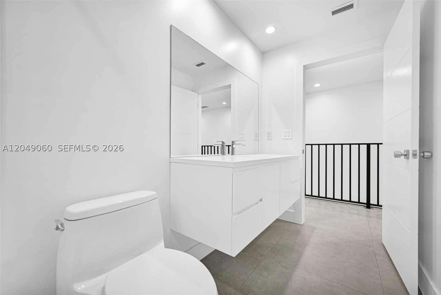 8871 SW 28th St, Miami FL 33165