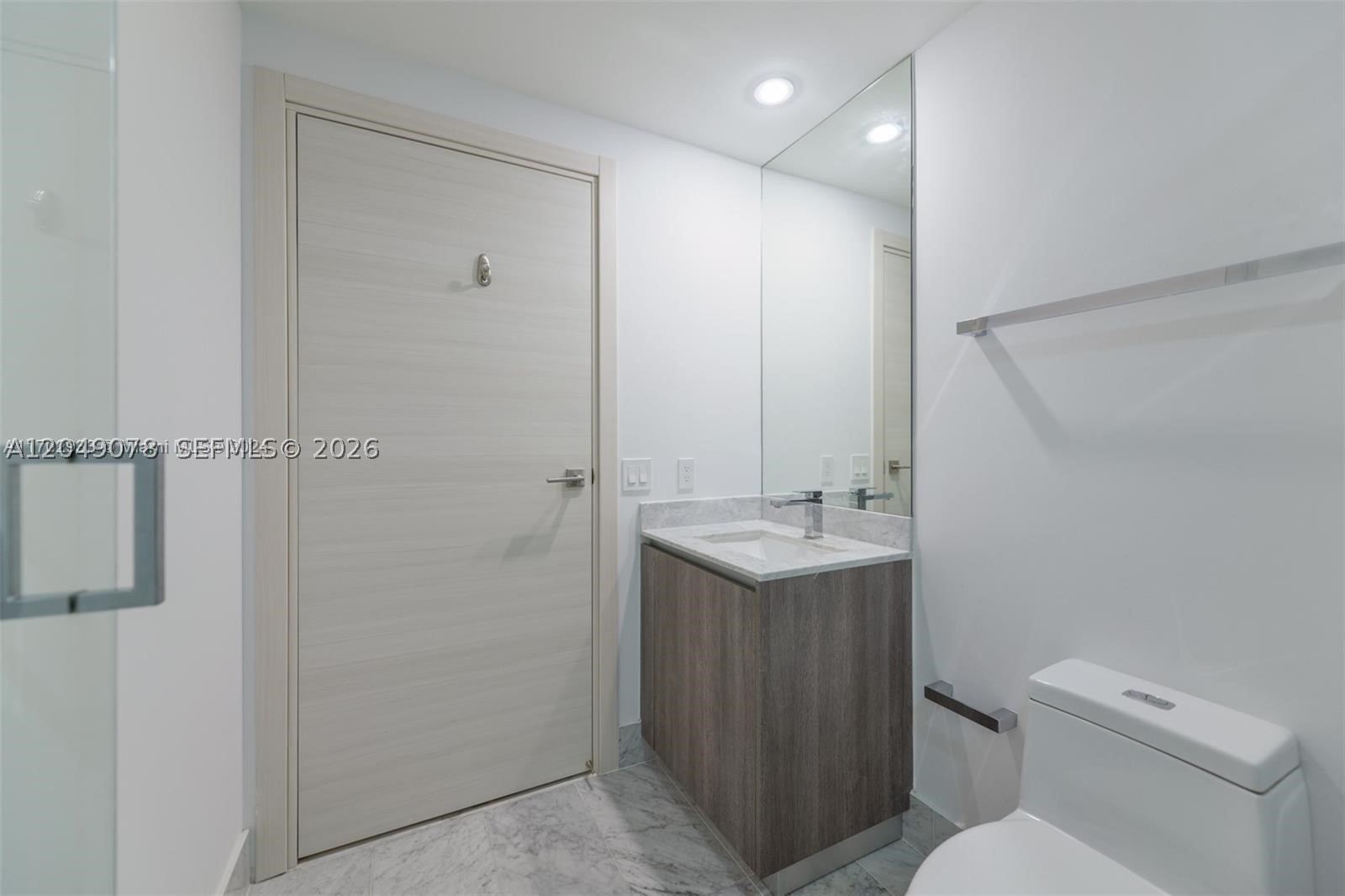 801 S Miami Ave #1702, Miami FL 33130