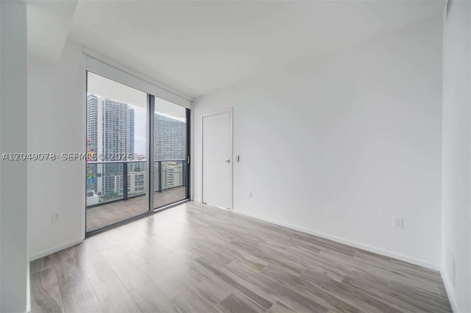801 S Miami Ave #1702, Miami FL 33130