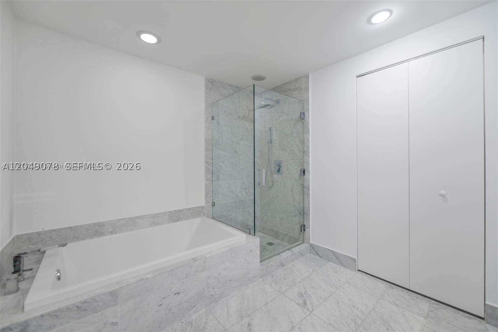 801 S Miami Ave #1702, Miami FL 33130