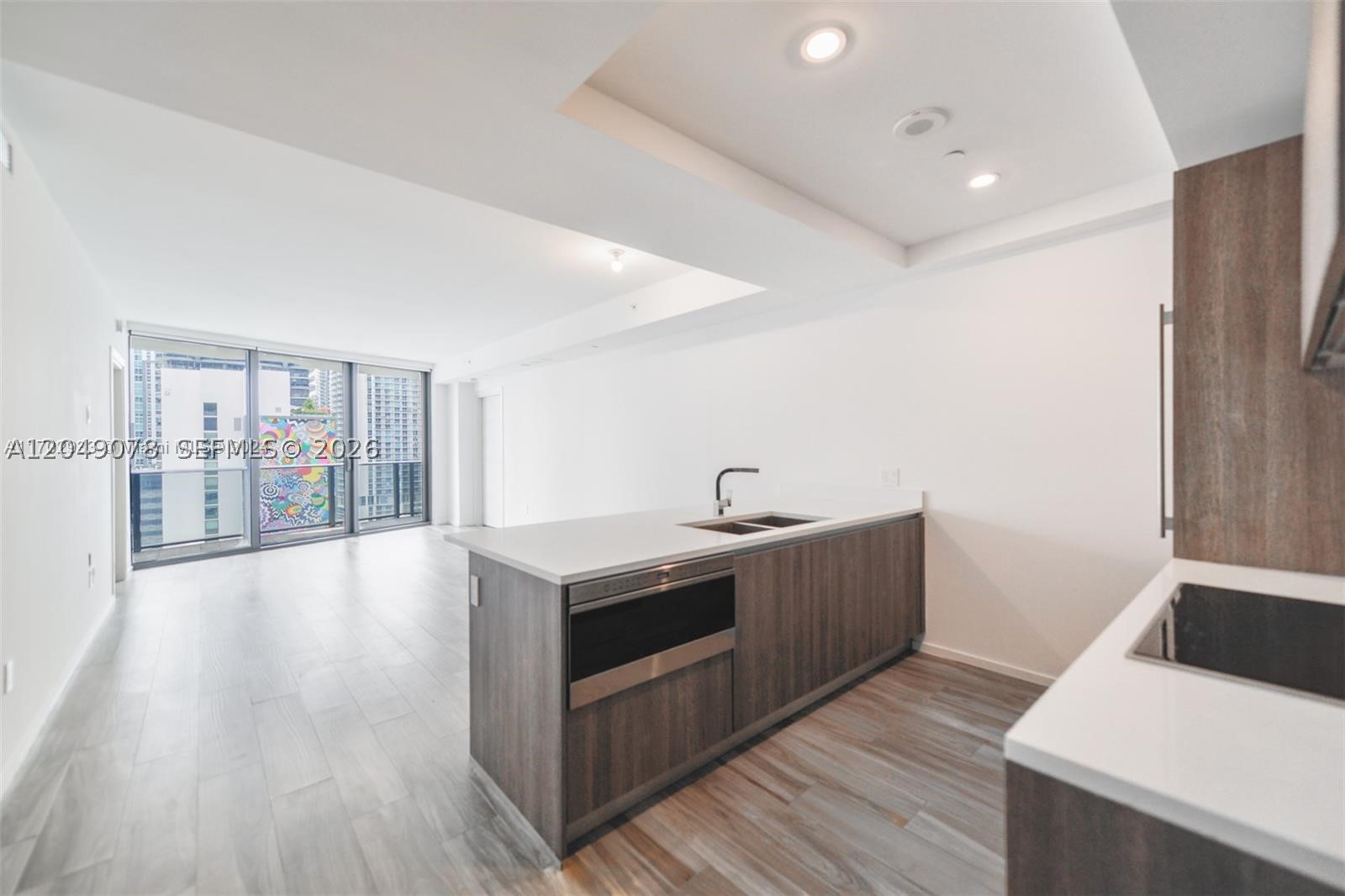801 S Miami Ave #1702, Miami FL 33130