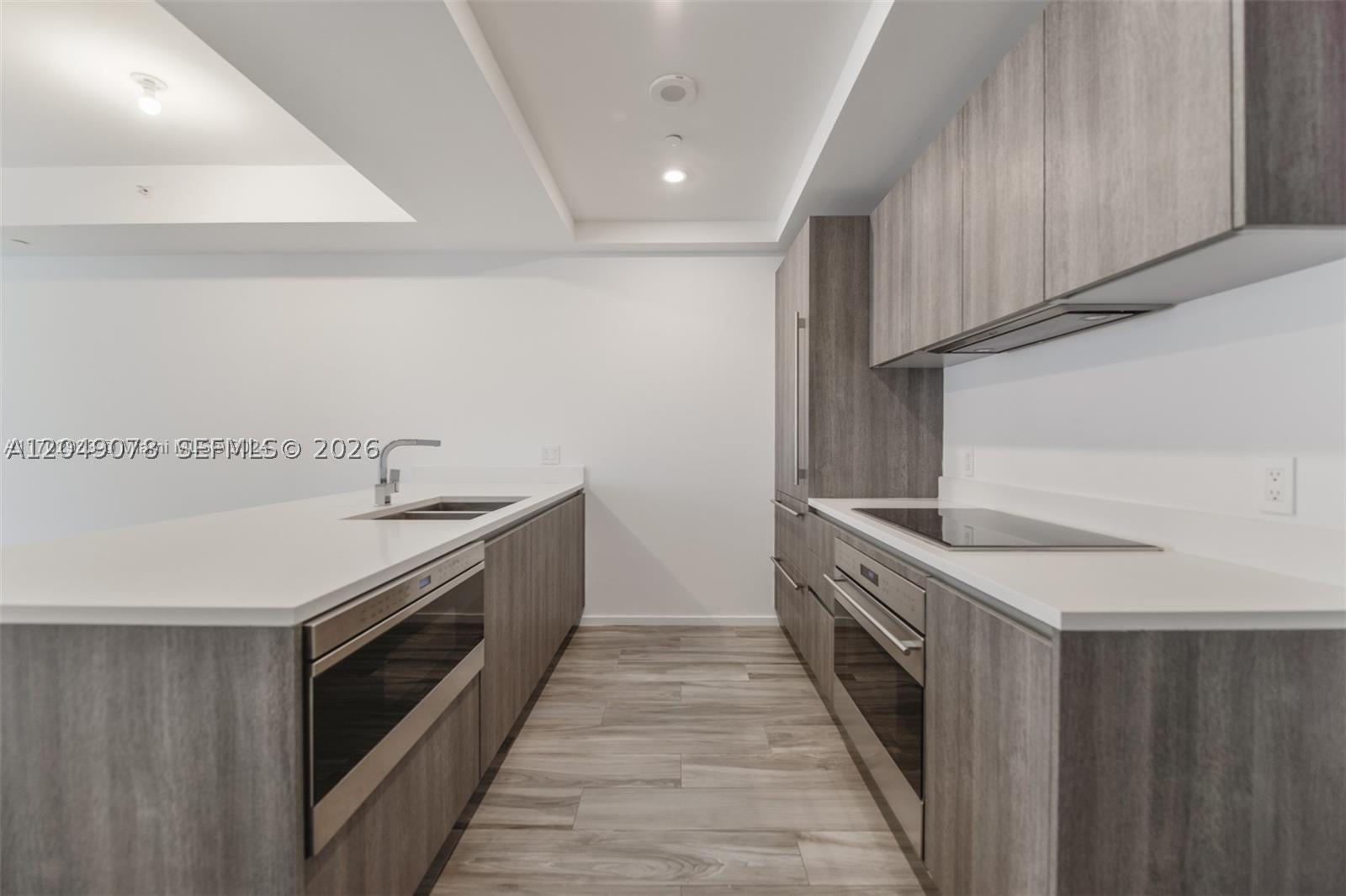 801 S Miami Ave #1702, Miami FL 33130