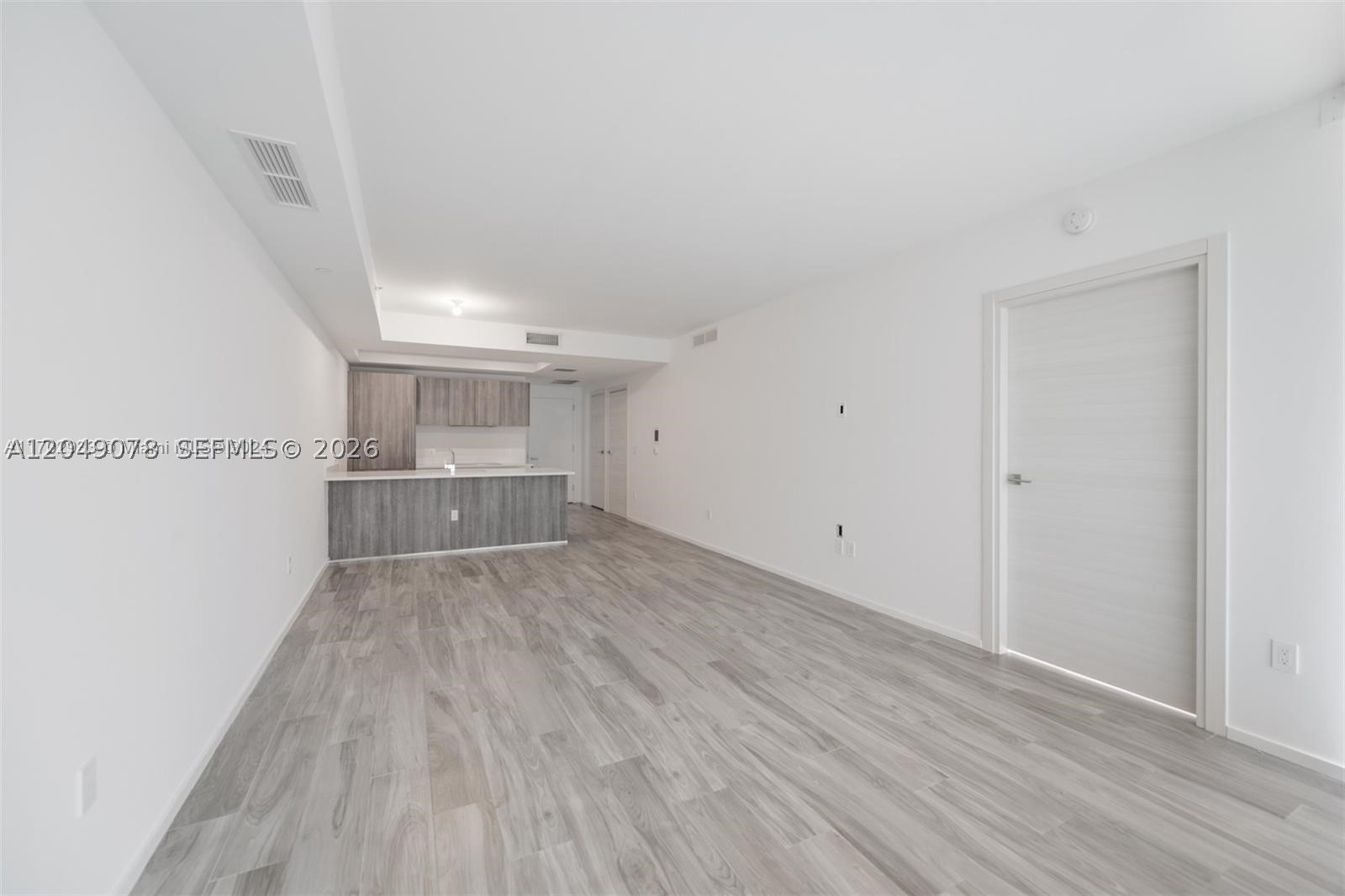 801 S Miami Ave #1702, Miami FL 33130