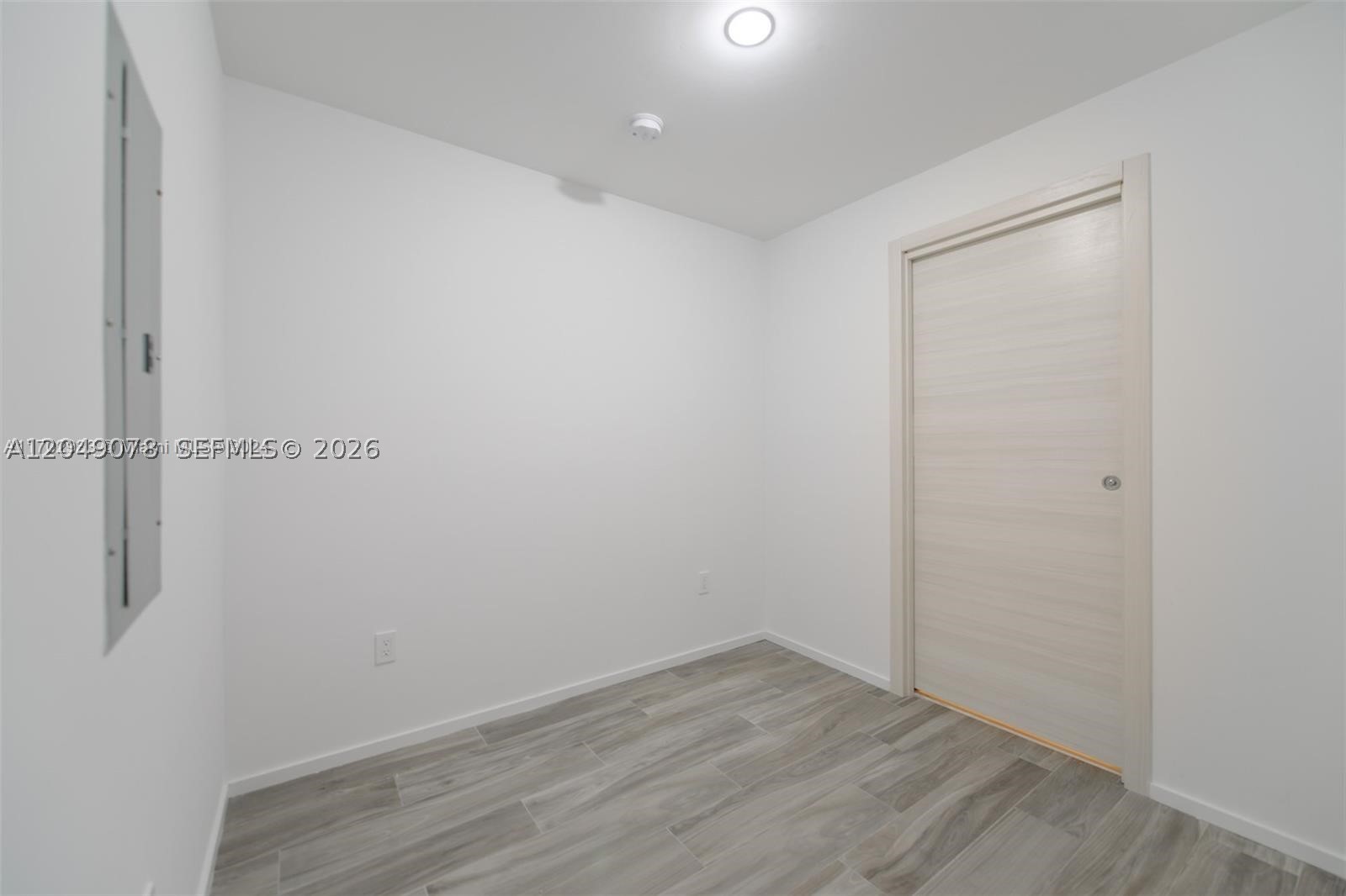 801 S Miami Ave #1702, Miami FL 33130